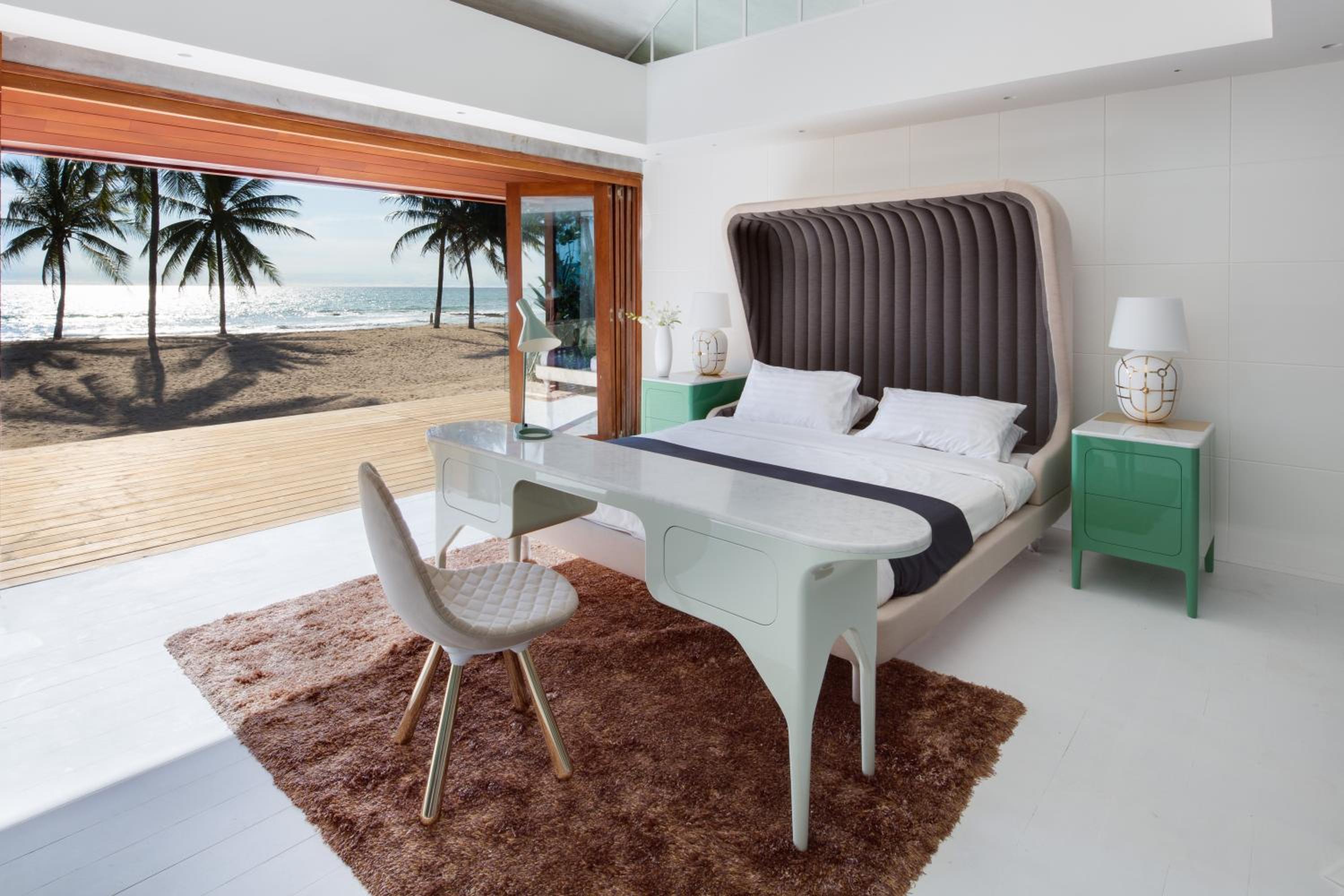 Deluxe Suite with Sea View