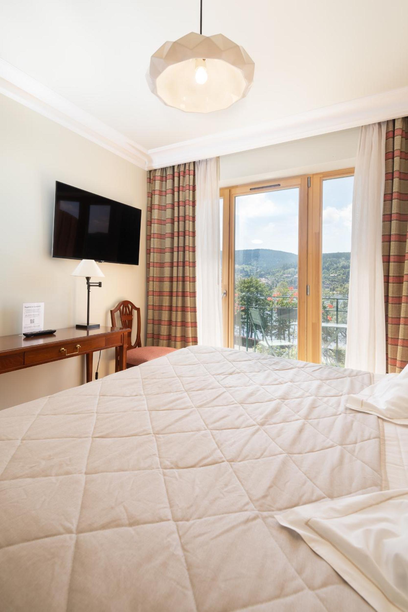 Suite with Lake View Grands Bois (Annex)