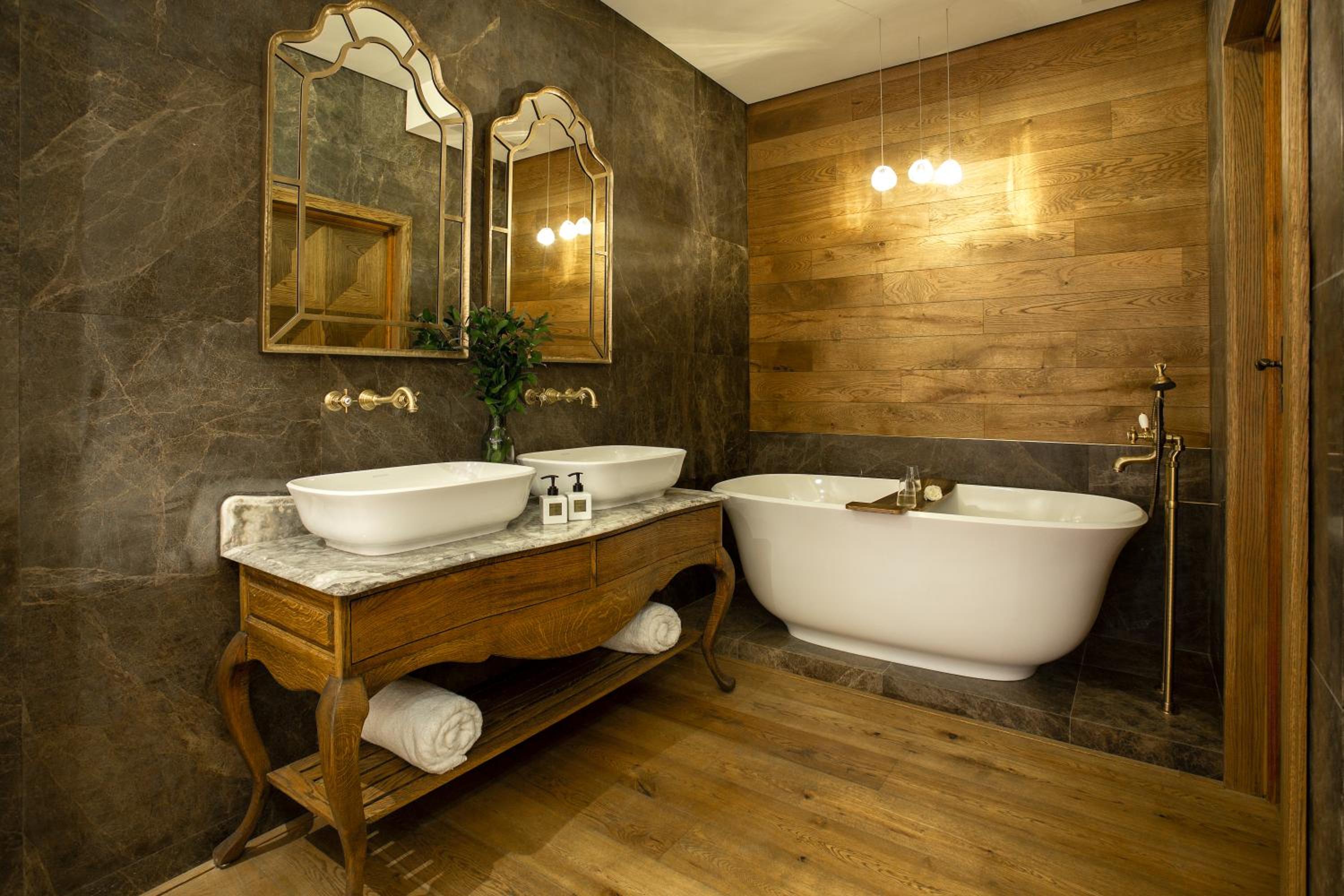 Deluxe Suite 5 "Riesling"