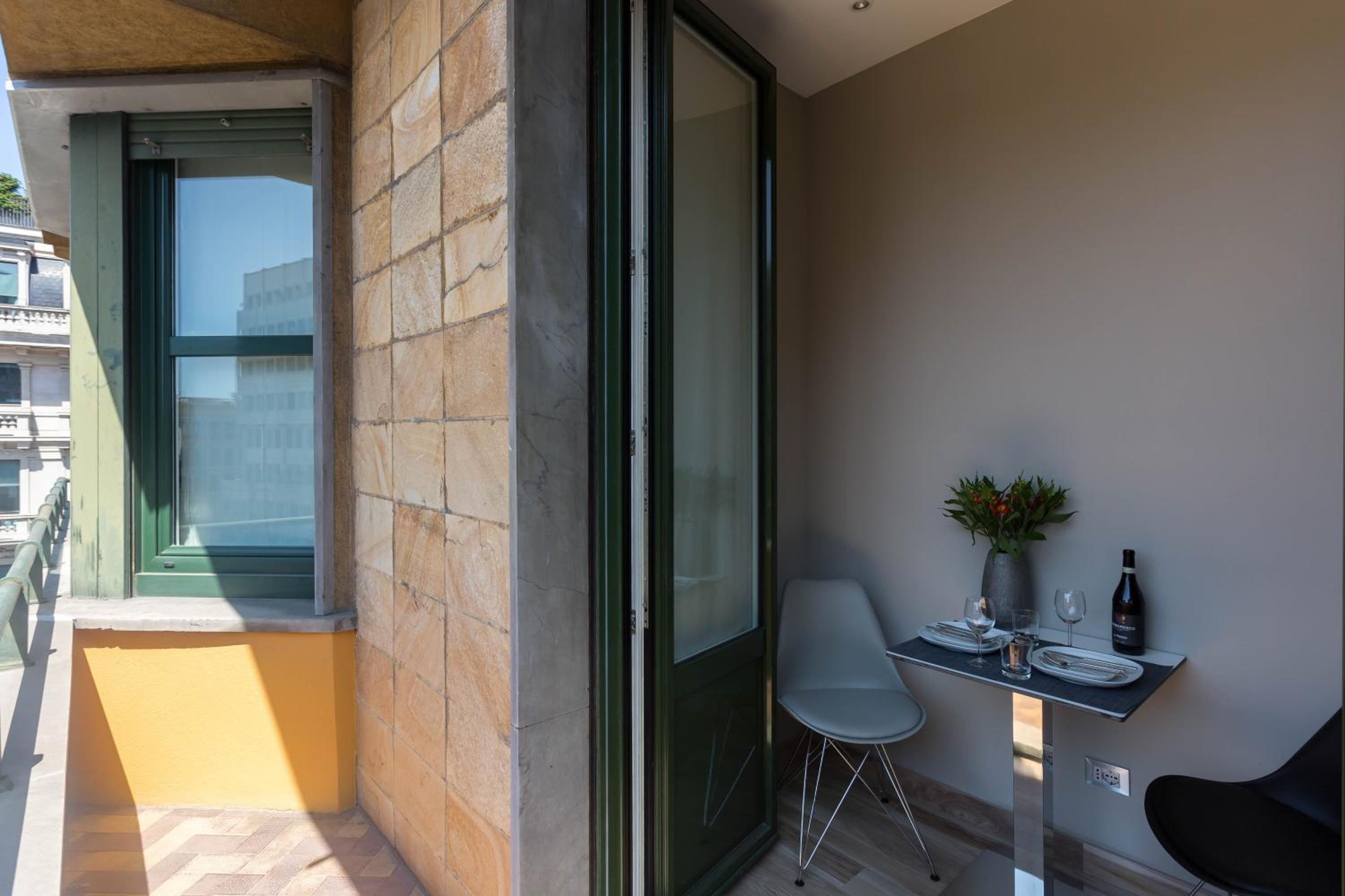 Apartment with Balcony