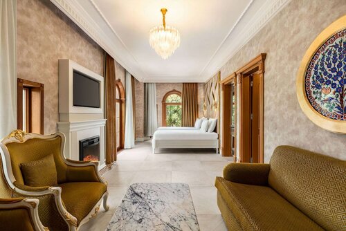 Presidential Suite, Jetted Tub в Wyndham Istanbul Old City