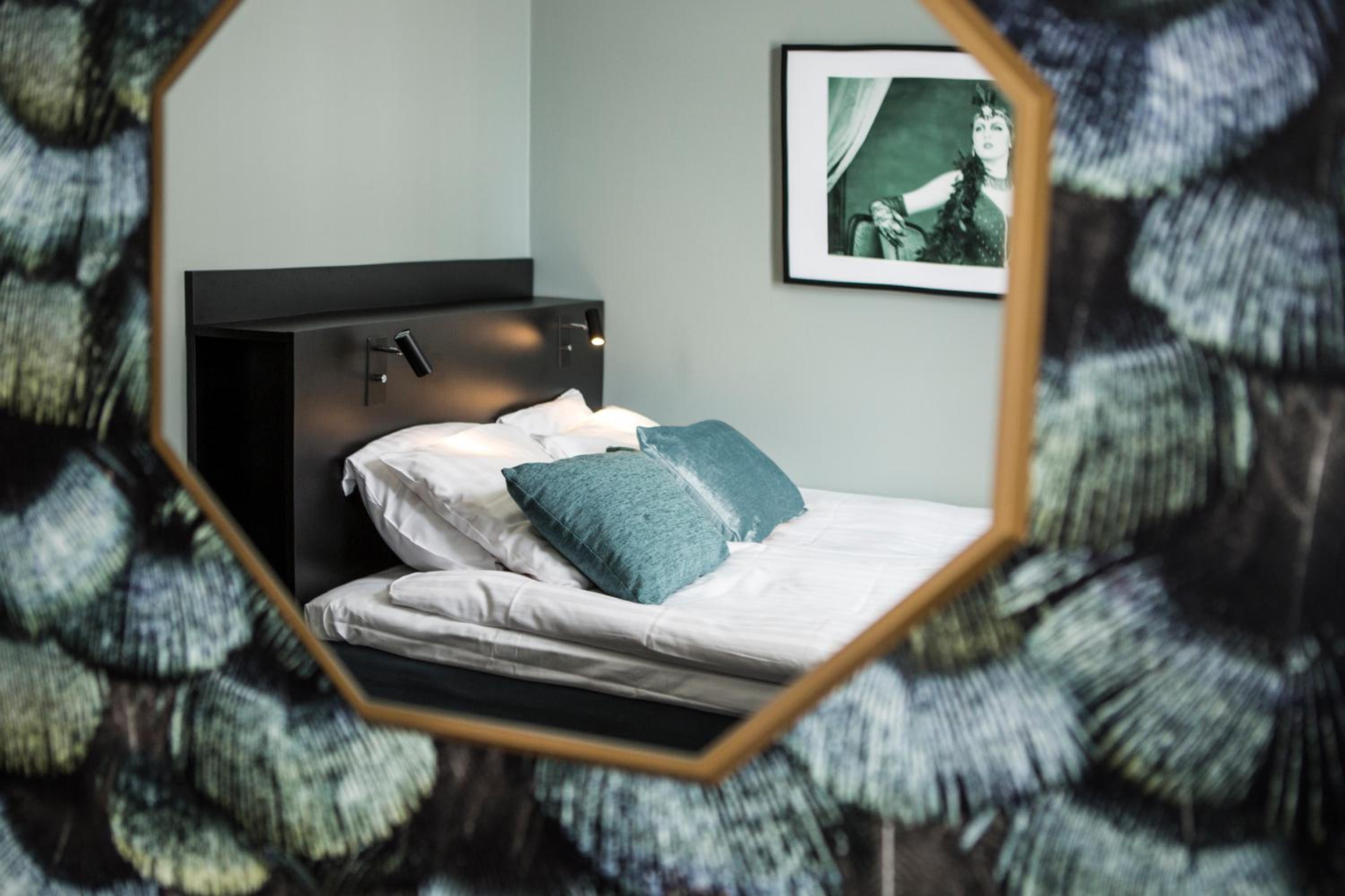 Business Single Room