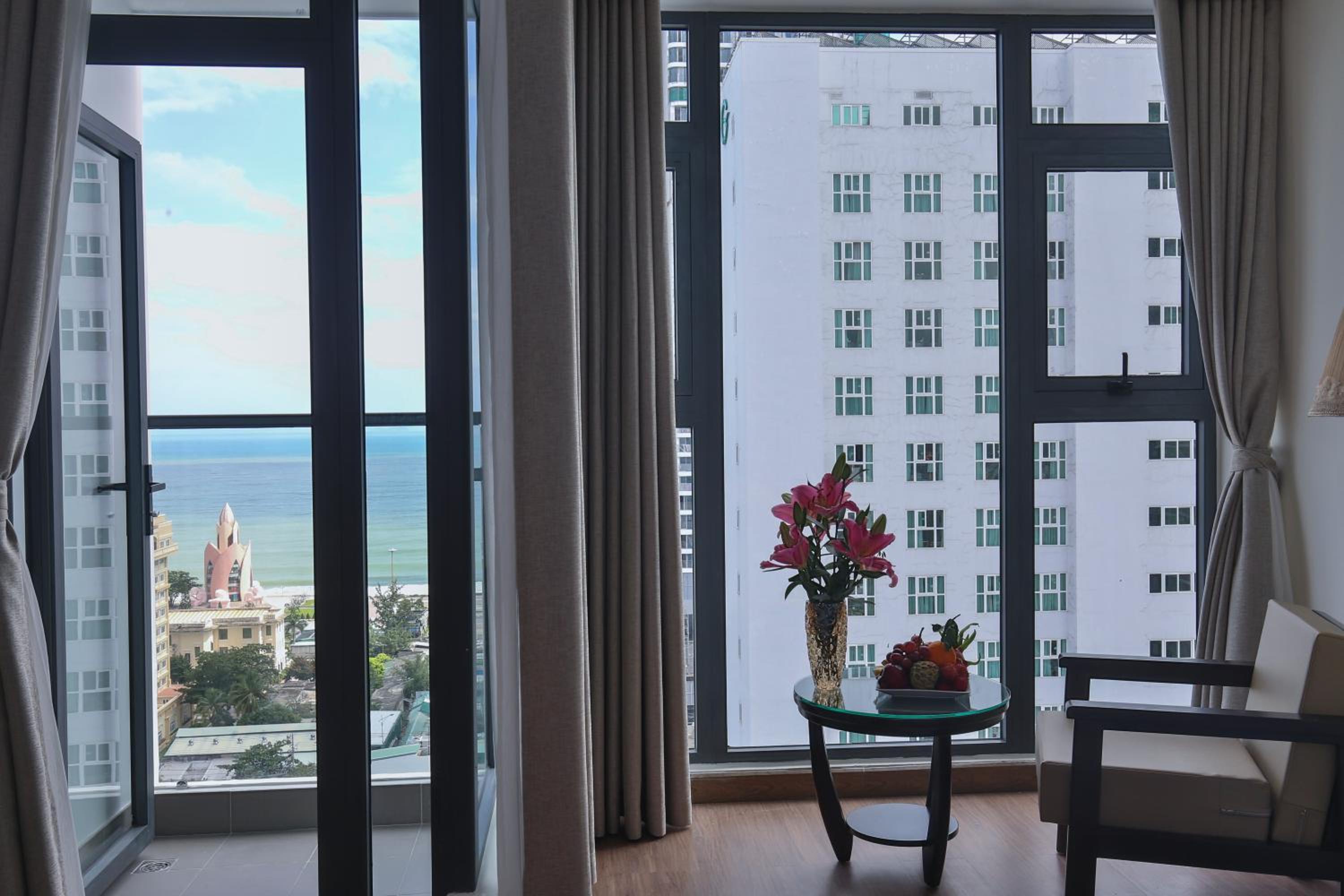 Double or Twin Room with Sea View