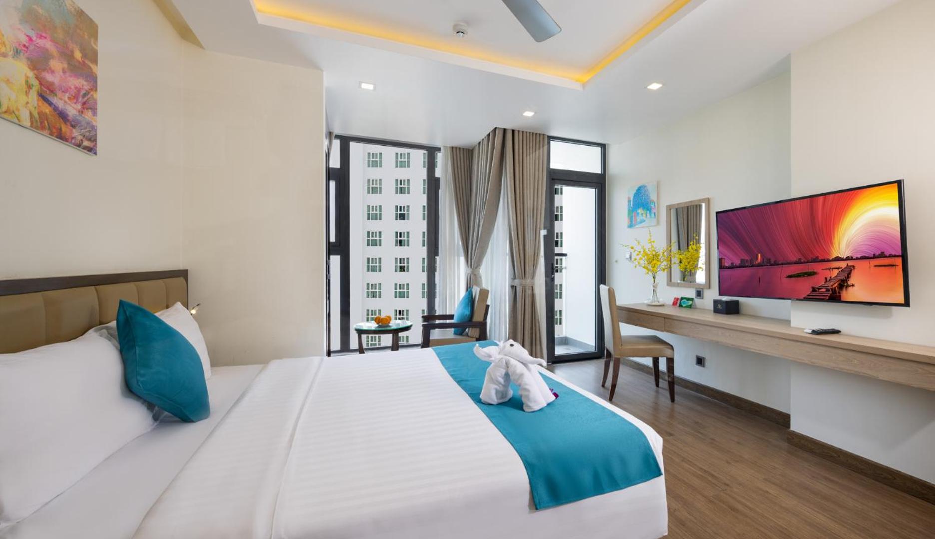 Double or Twin Room with Sea View