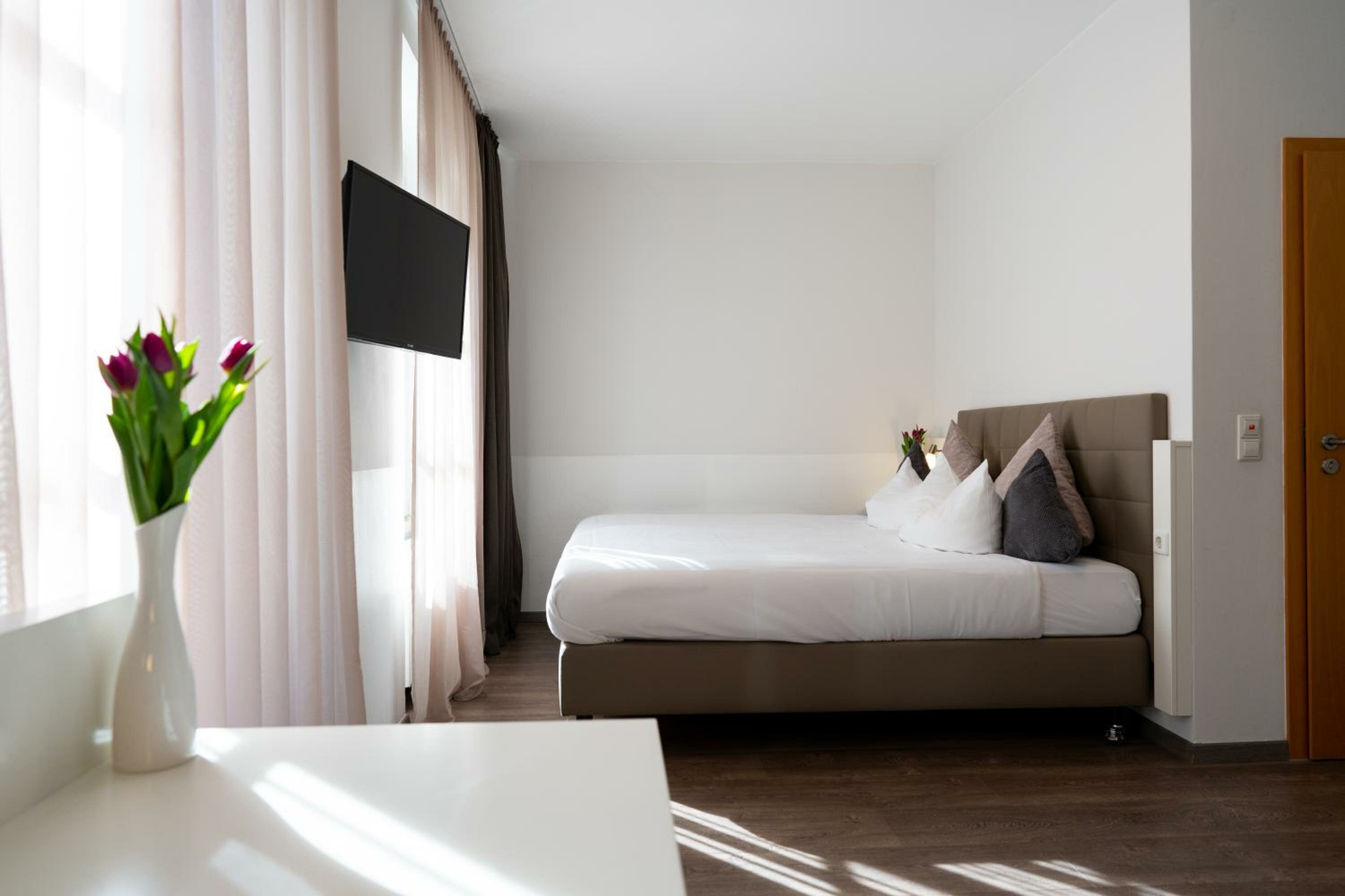 Quadruple Room with Private Bathroom