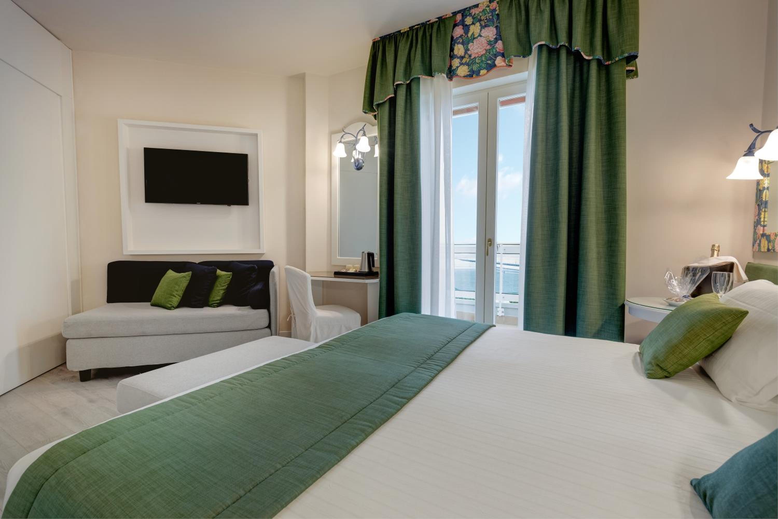 Double Room With Full Sea View