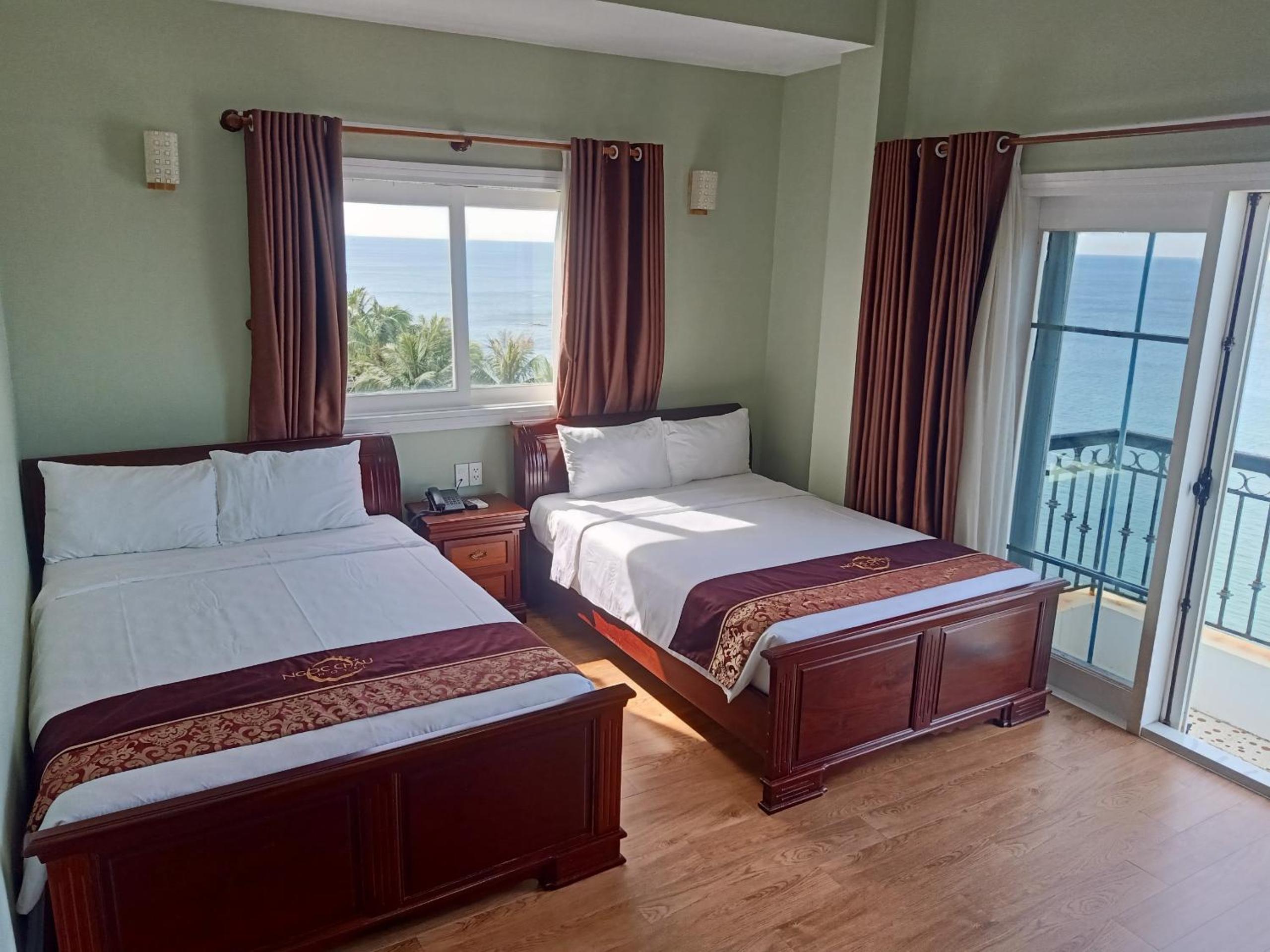 Deluxe Twin Room with Sea View
