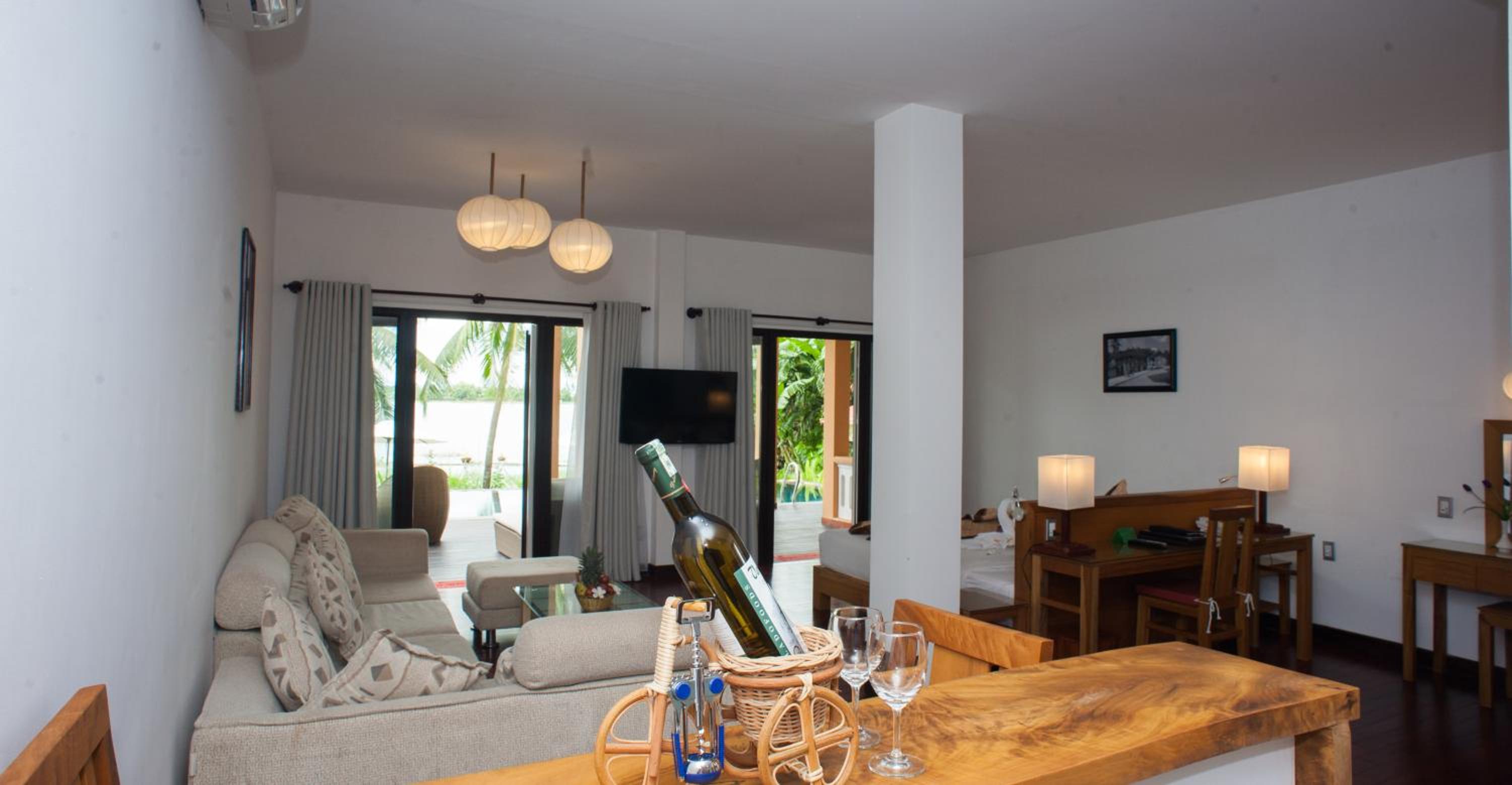 Deluxe Double Room with River View