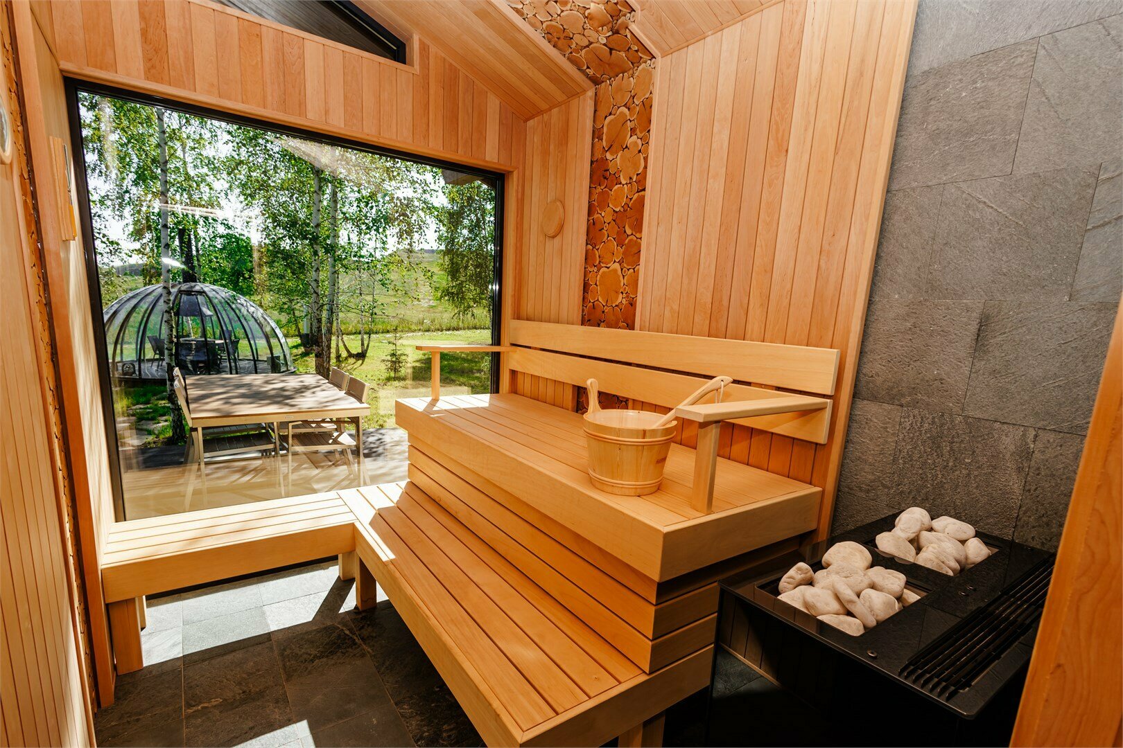 Коттедж (4+2) с сауной и беседкой -гриль