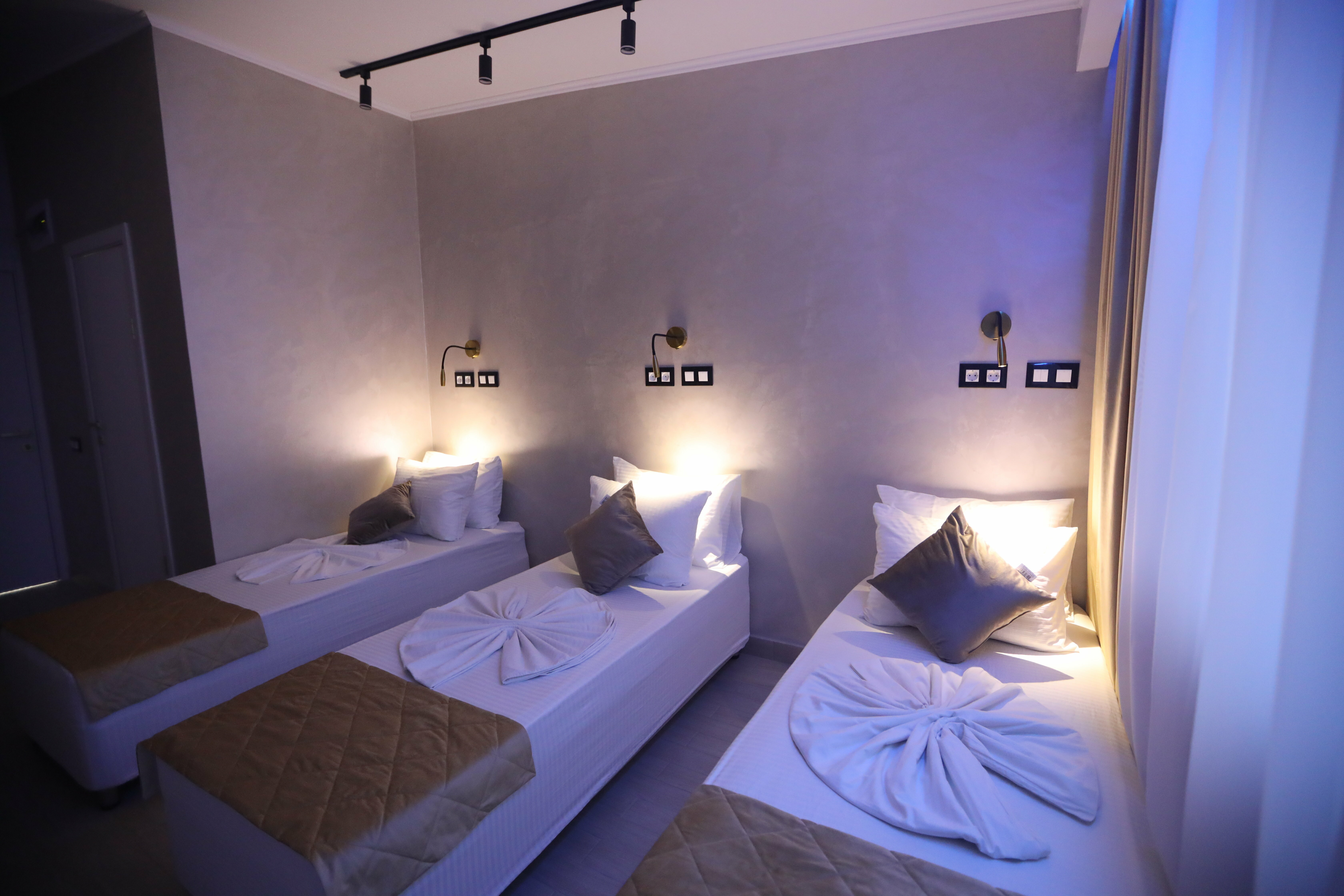 Классический трехместный номер