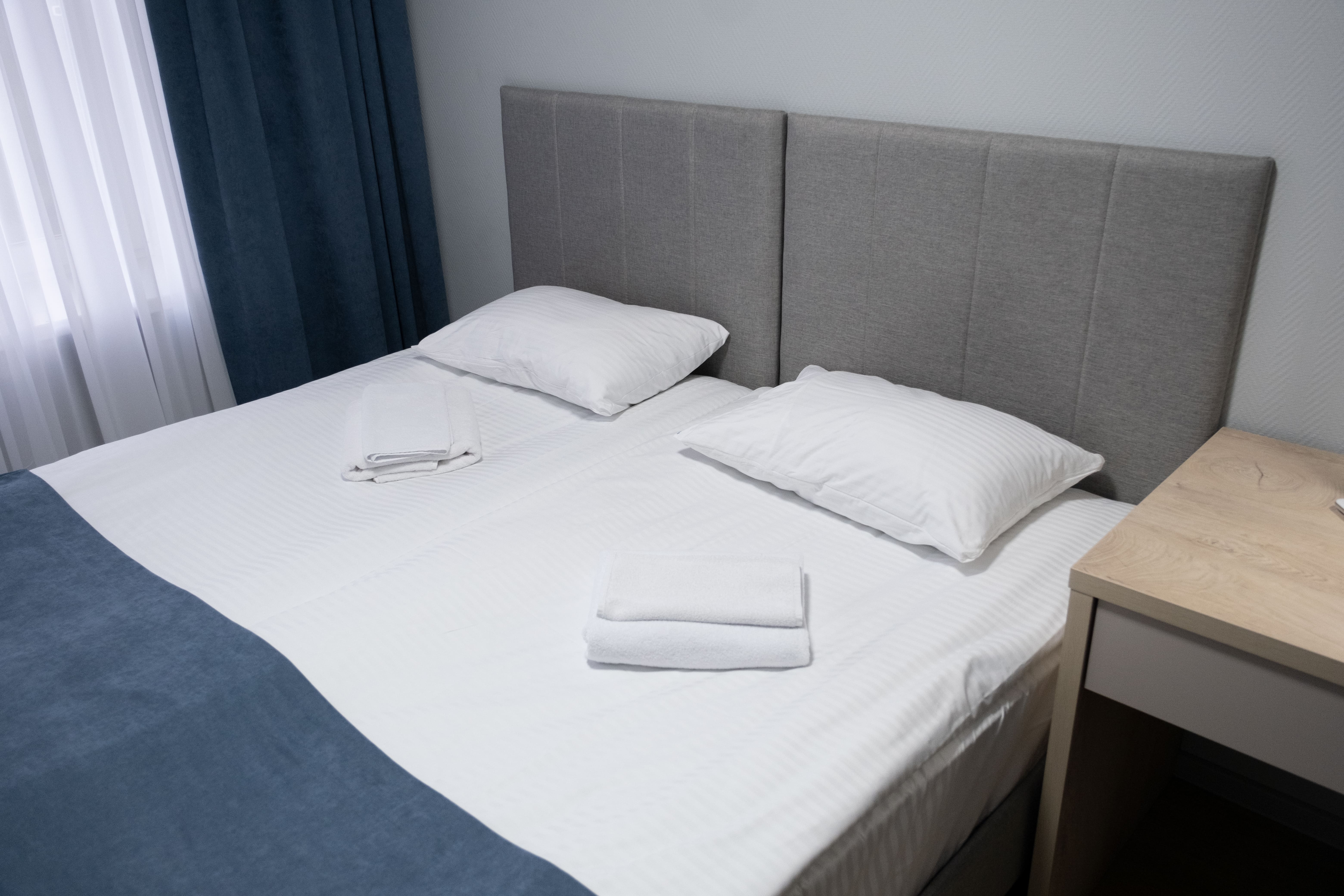 Двухместный с 1 кроватью эконом с/у в блоке на 4 номера (общий)