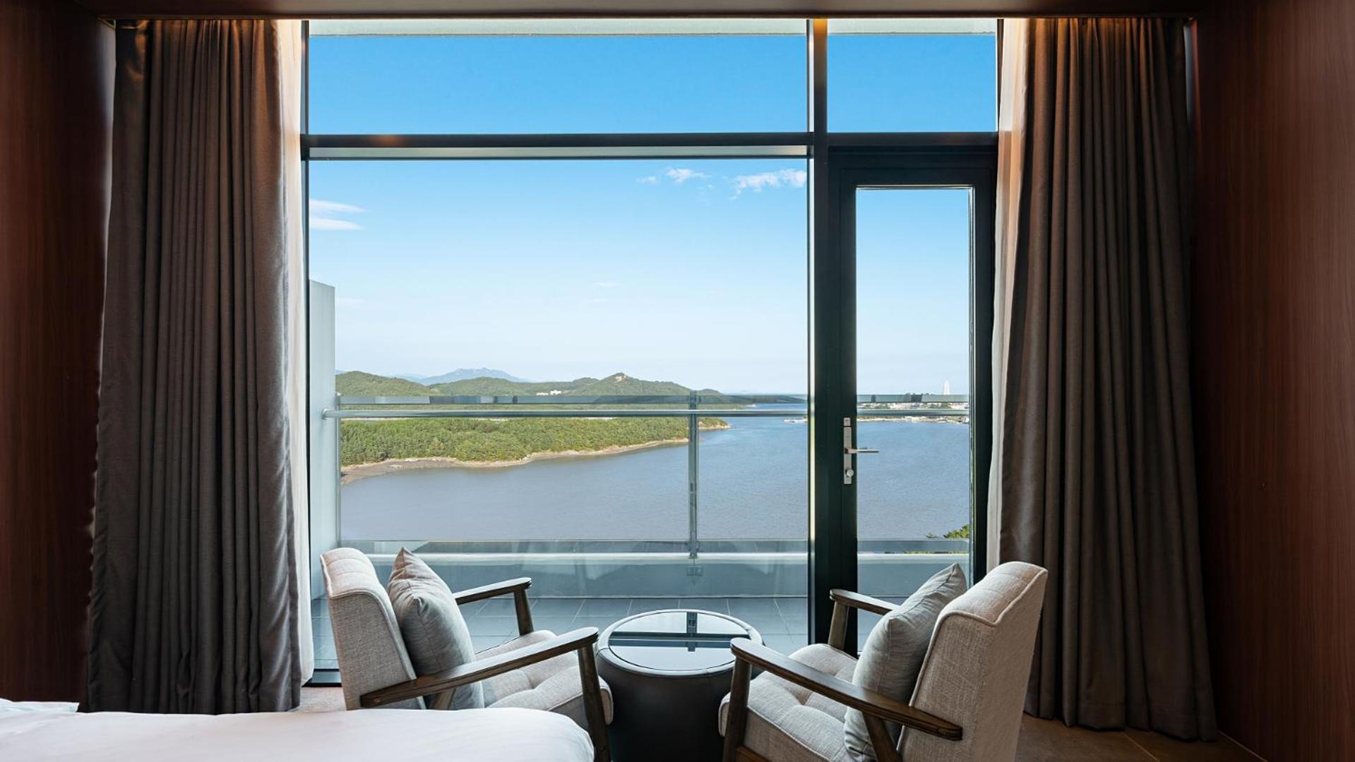 Family Twin Room with Full Ocean View