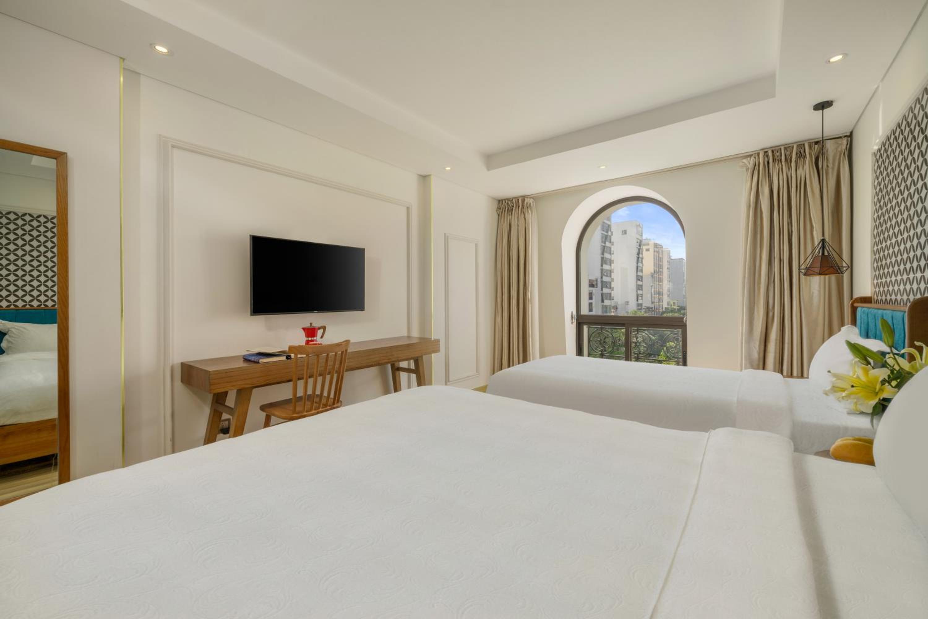 Deluxe Family Room
