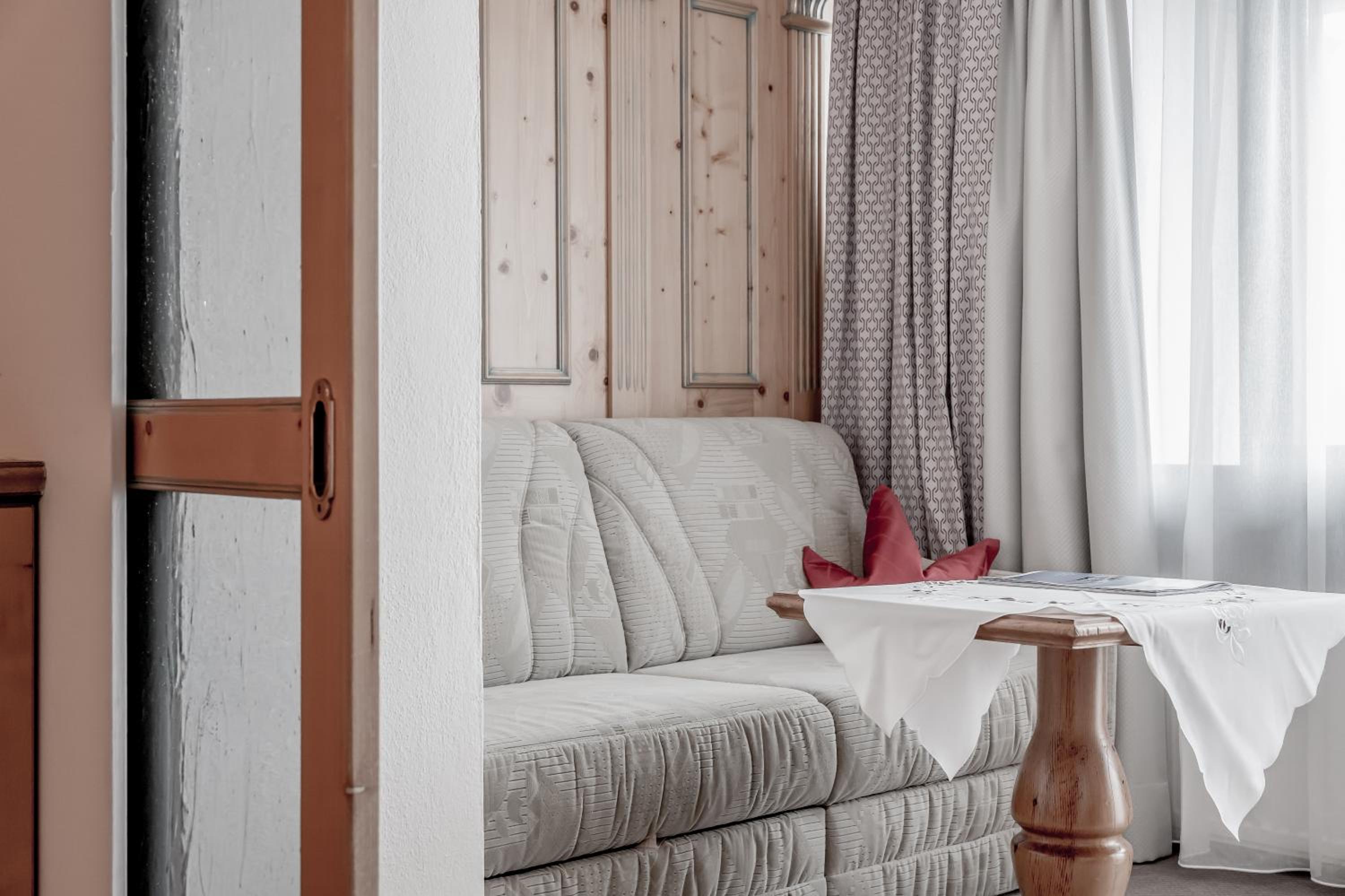 Junior Suite with Mountain View