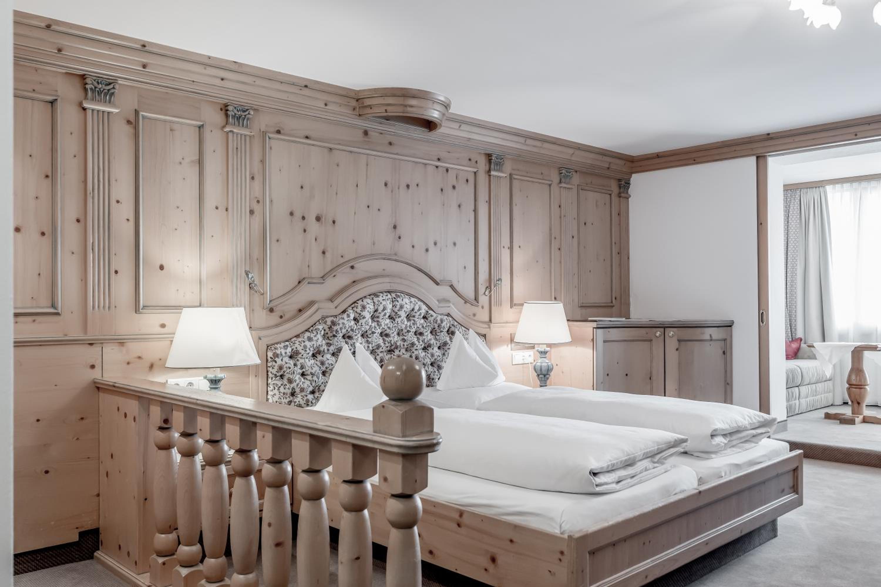 Junior Suite with Mountain View