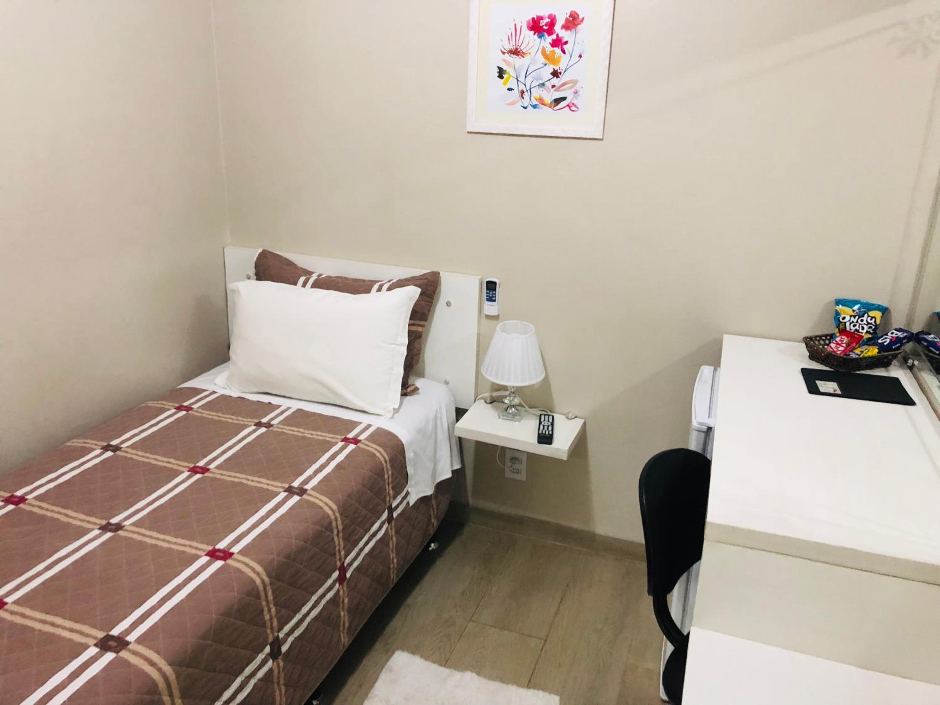 Single Room with Air Conditioning