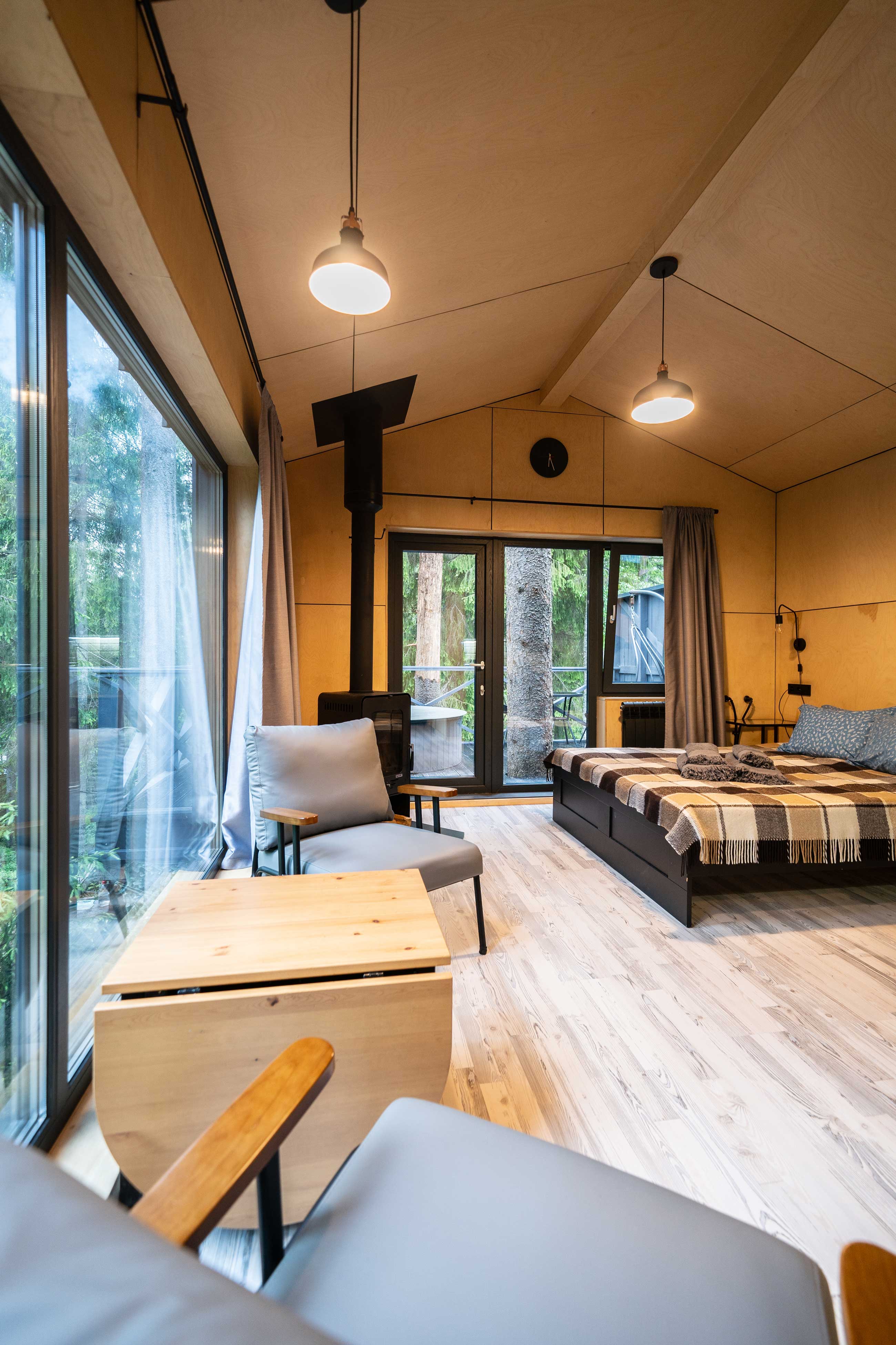 Коттедж №3 Заезд: 19:00 Выезд: 17:00