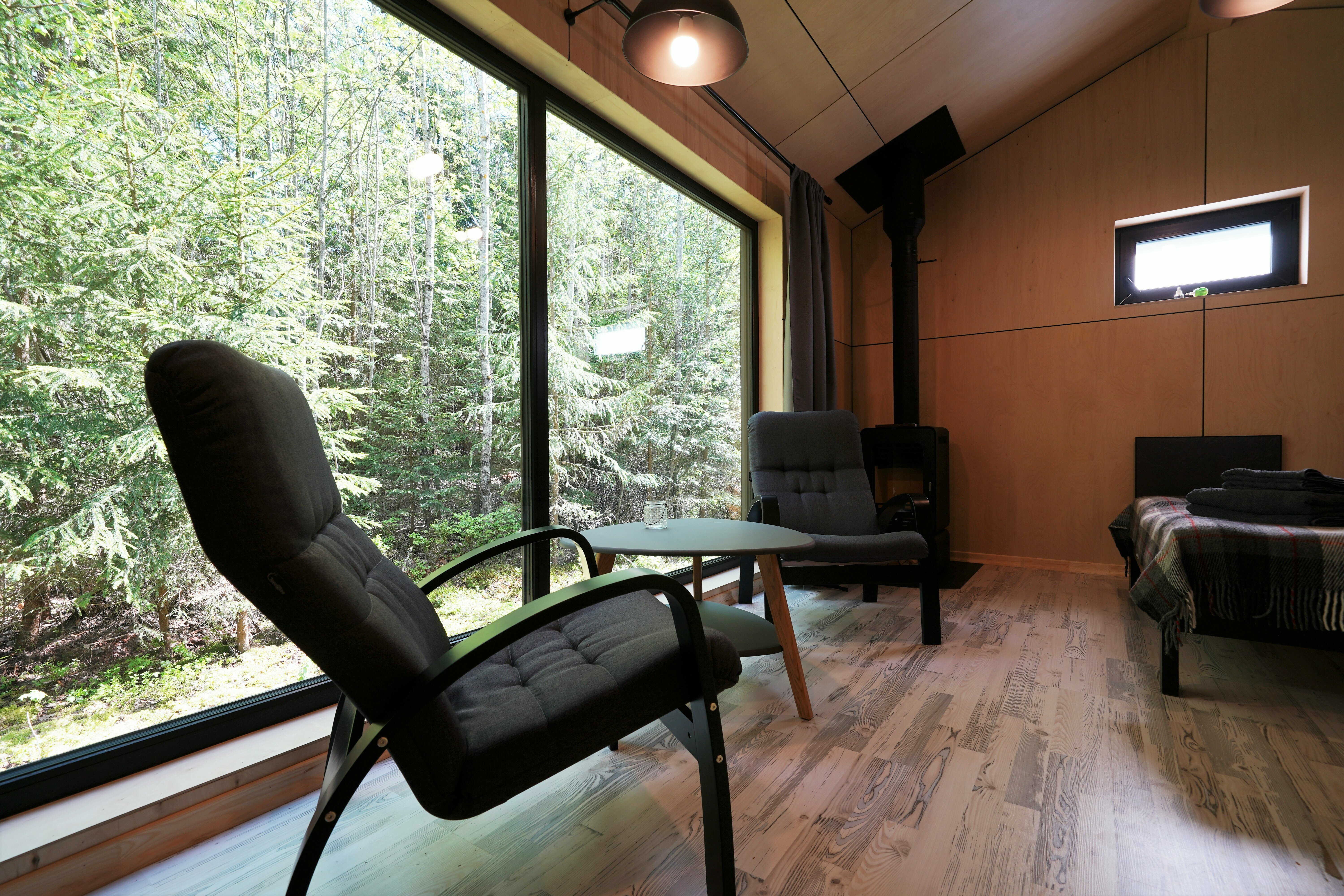 Коттедж №10 Заезд: 17:00 Выезд: 15:00