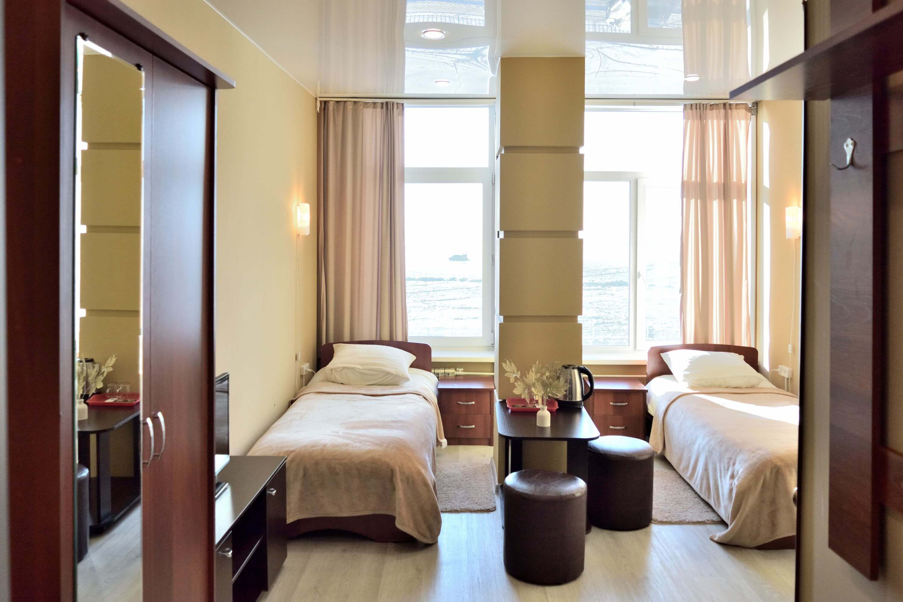 №2. Двухместный номер с видом на Байкал