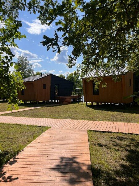 Четырехместный номер с видом на озеро