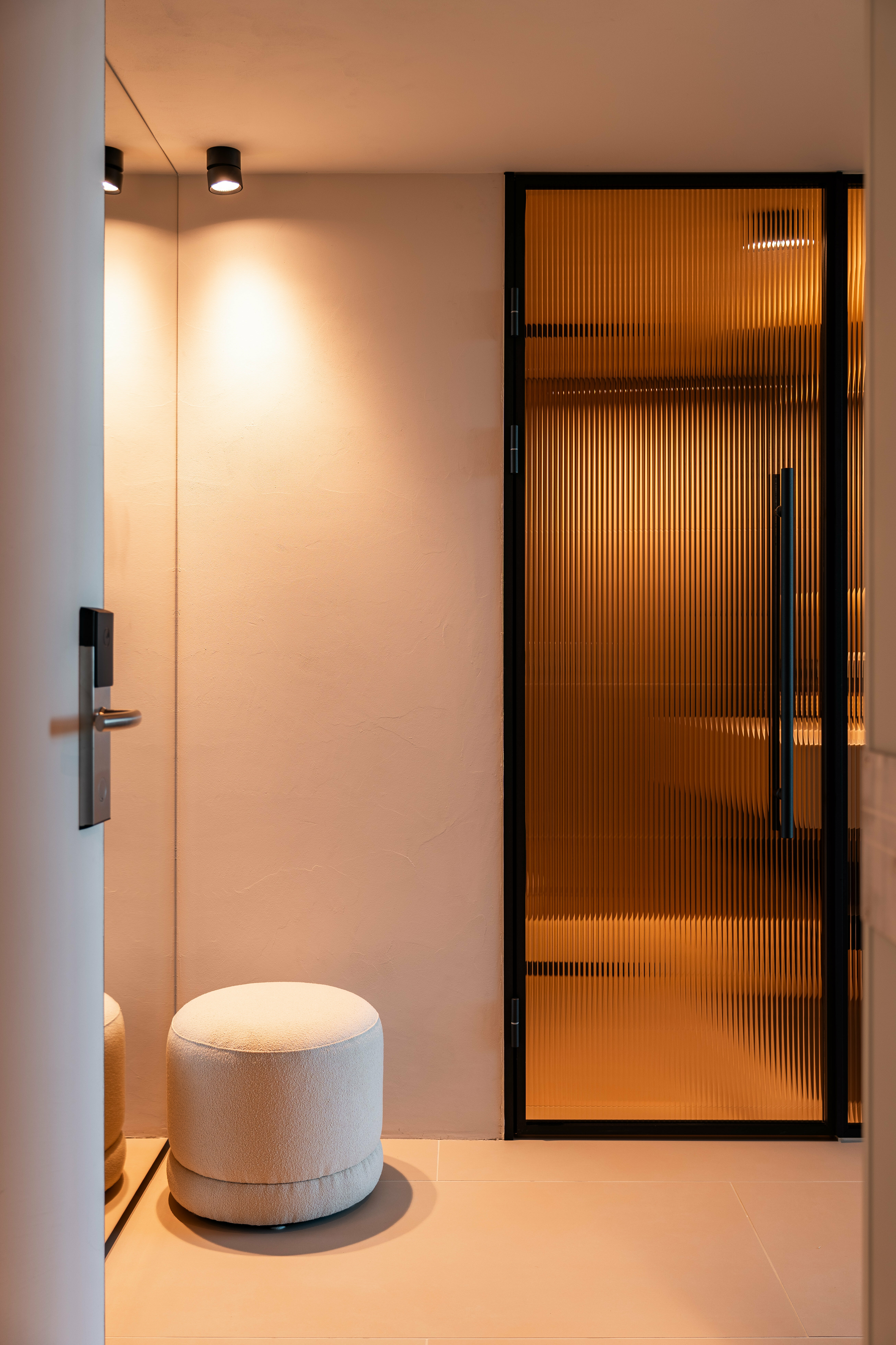 Двухуровневая студия с панорамным видом на море