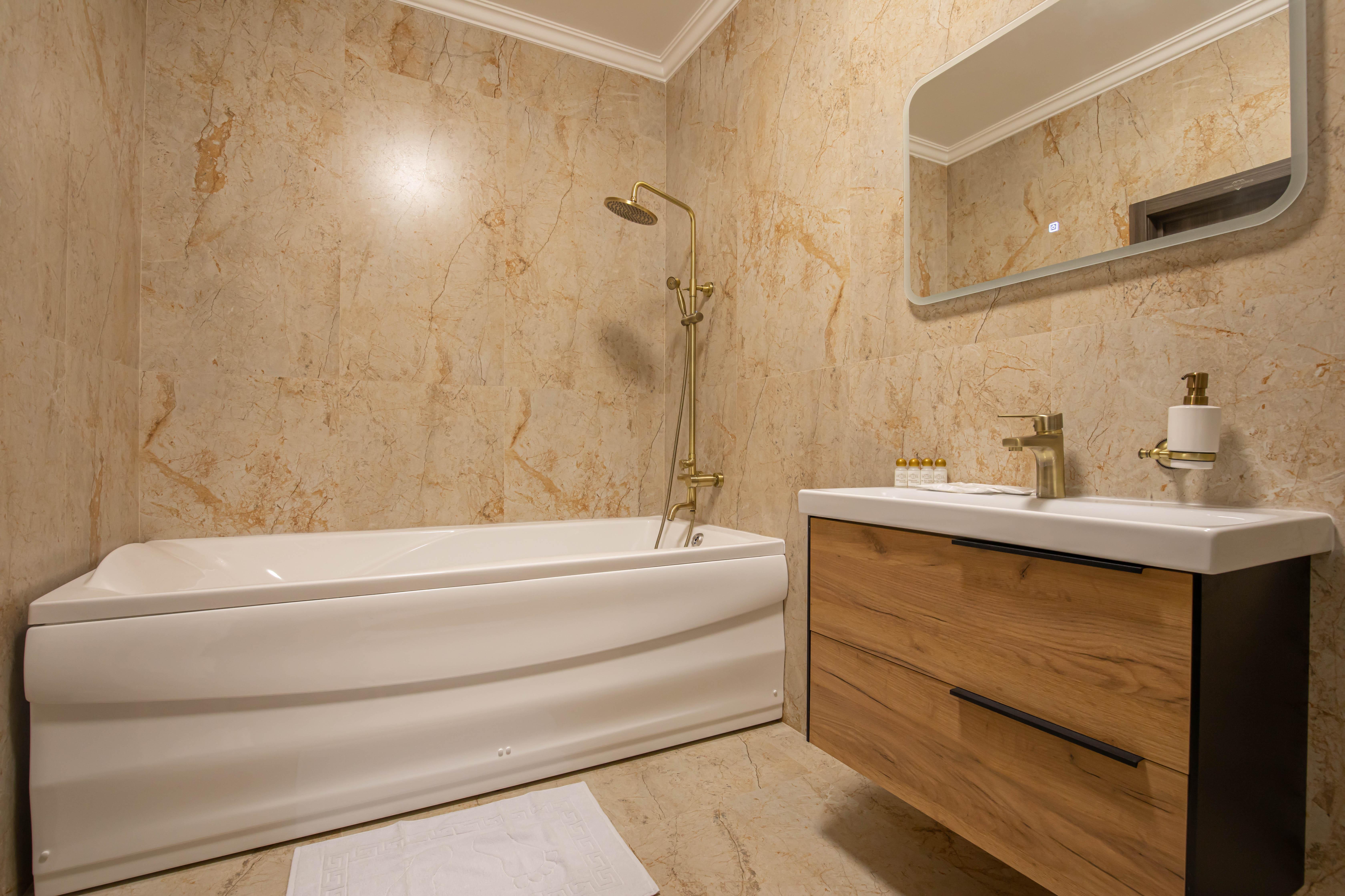 Представительский трехместный номер