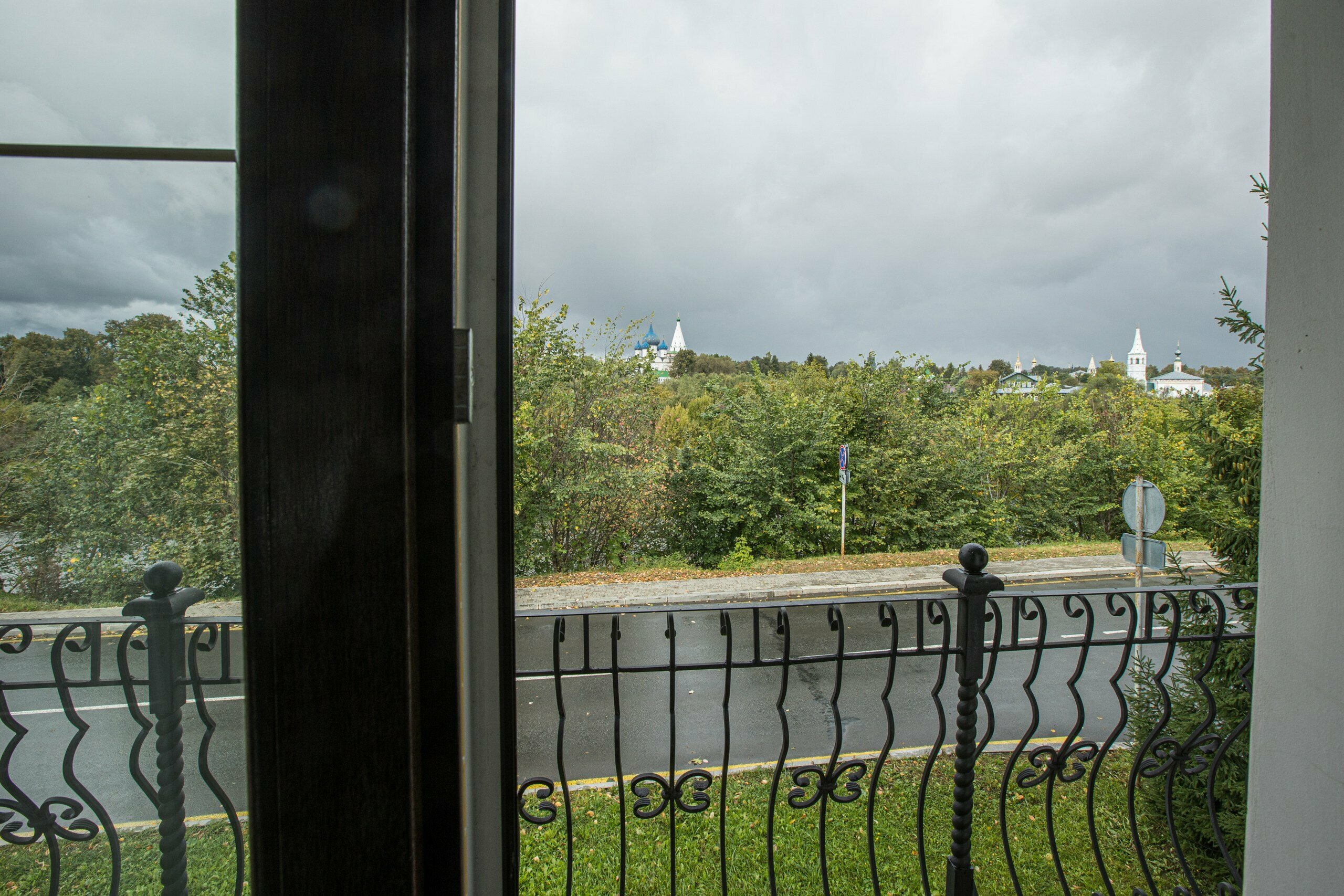 Люкс с балконом