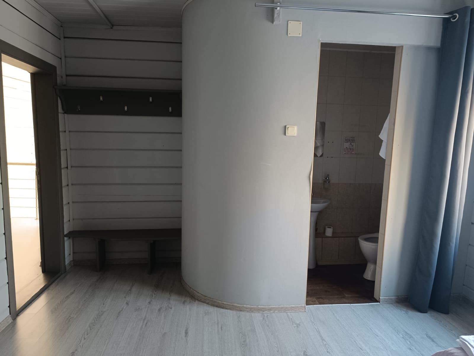 Коттедж с сауной и бассейном