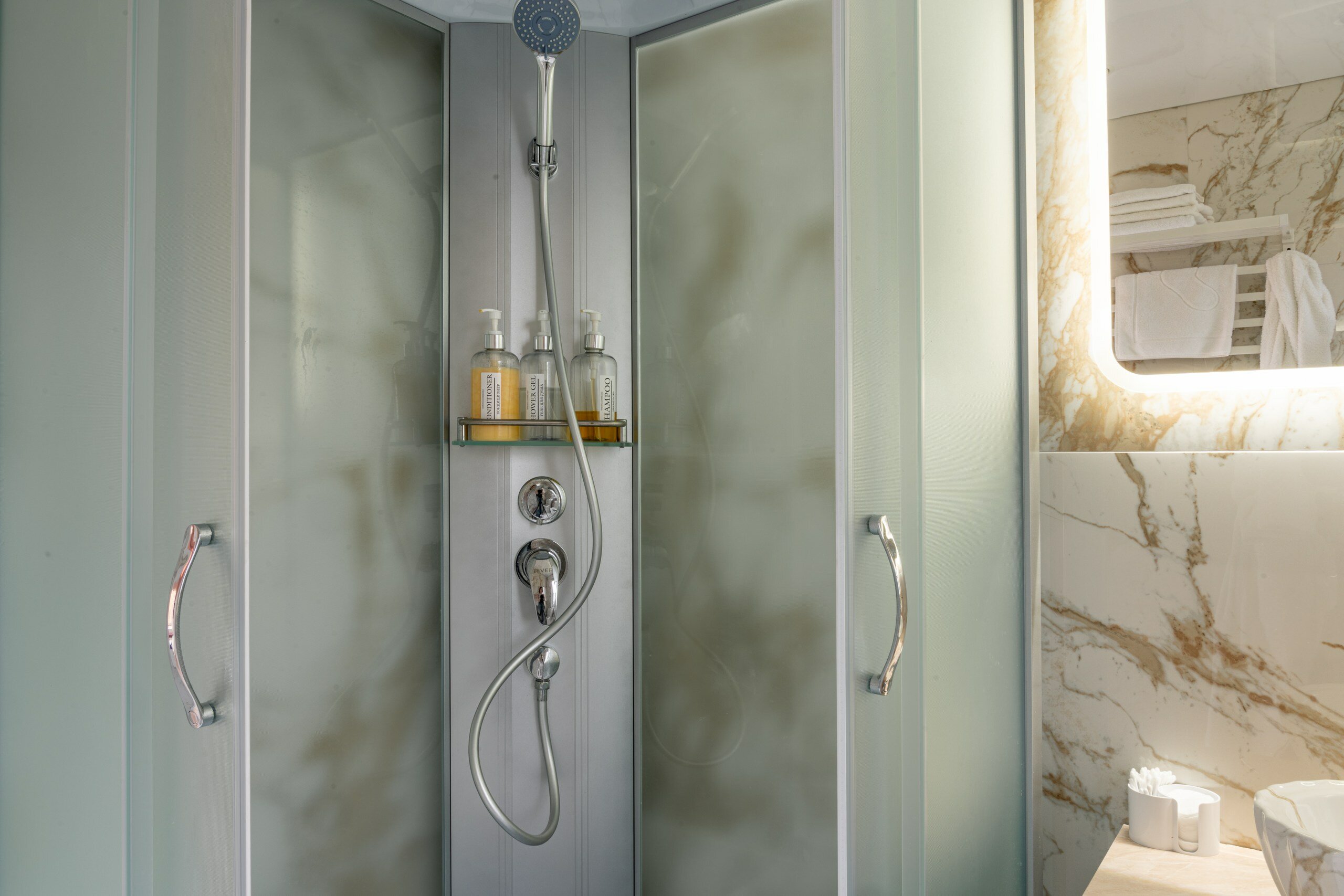 Улучшенный семейный номер