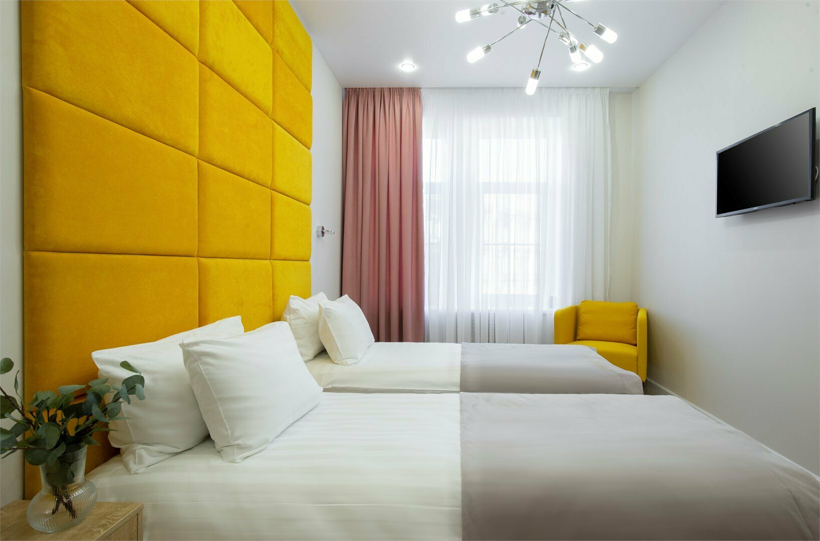 Трёхкомнатные Апартаменты с двумя спальнями и кухней-гостиной