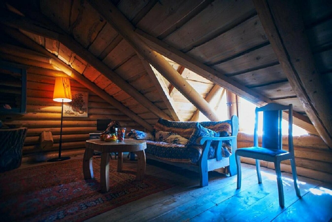 Полулюкс-мансарда с люкарной с двумя раздельными кроватями