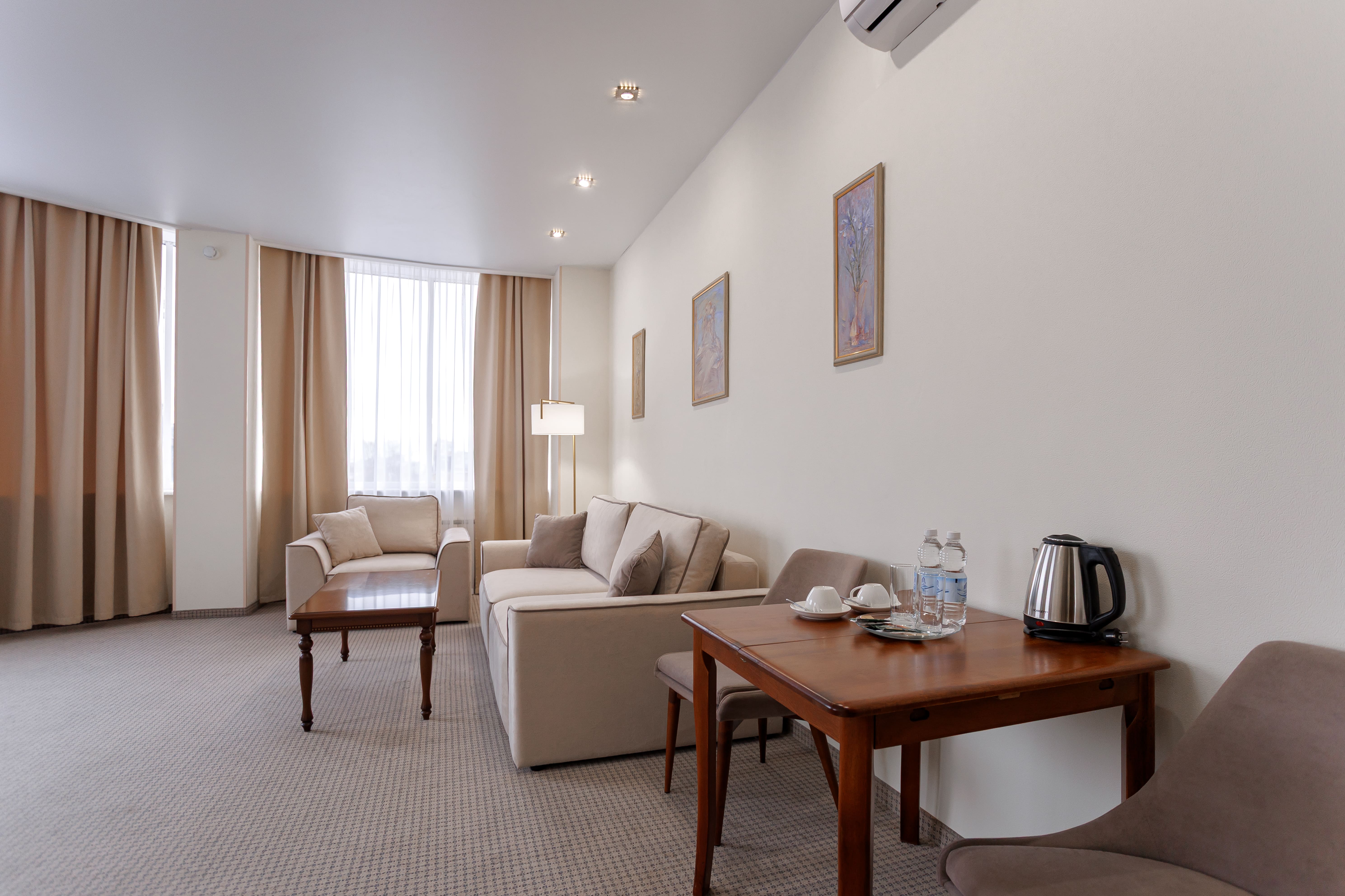 Панорамный двухкомнатный Люкс