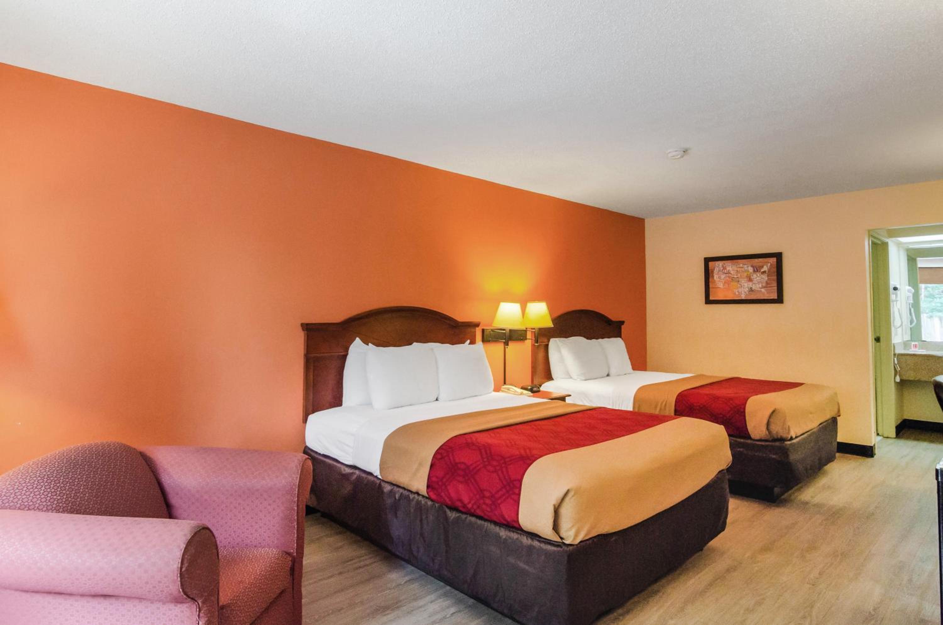 Queen Room with Two Queen Beds - Non-Smoking