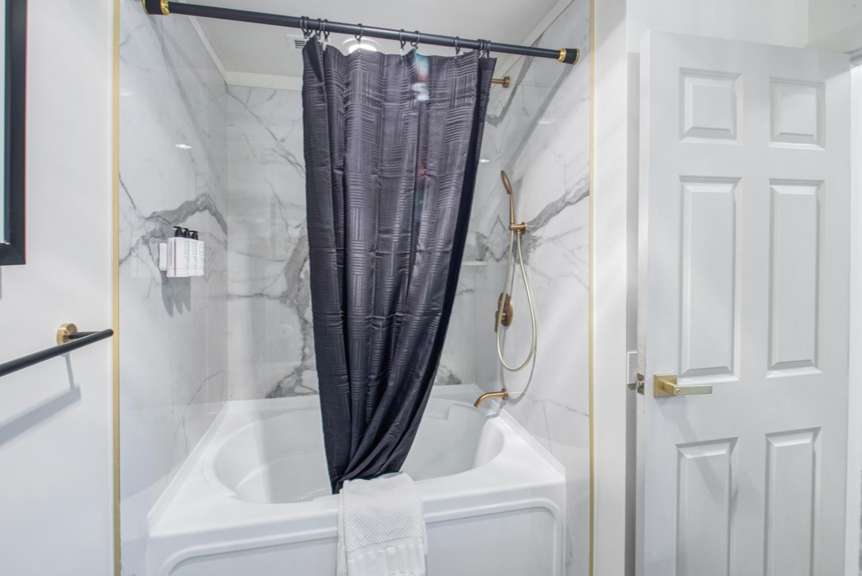 Deluxe Double Studio