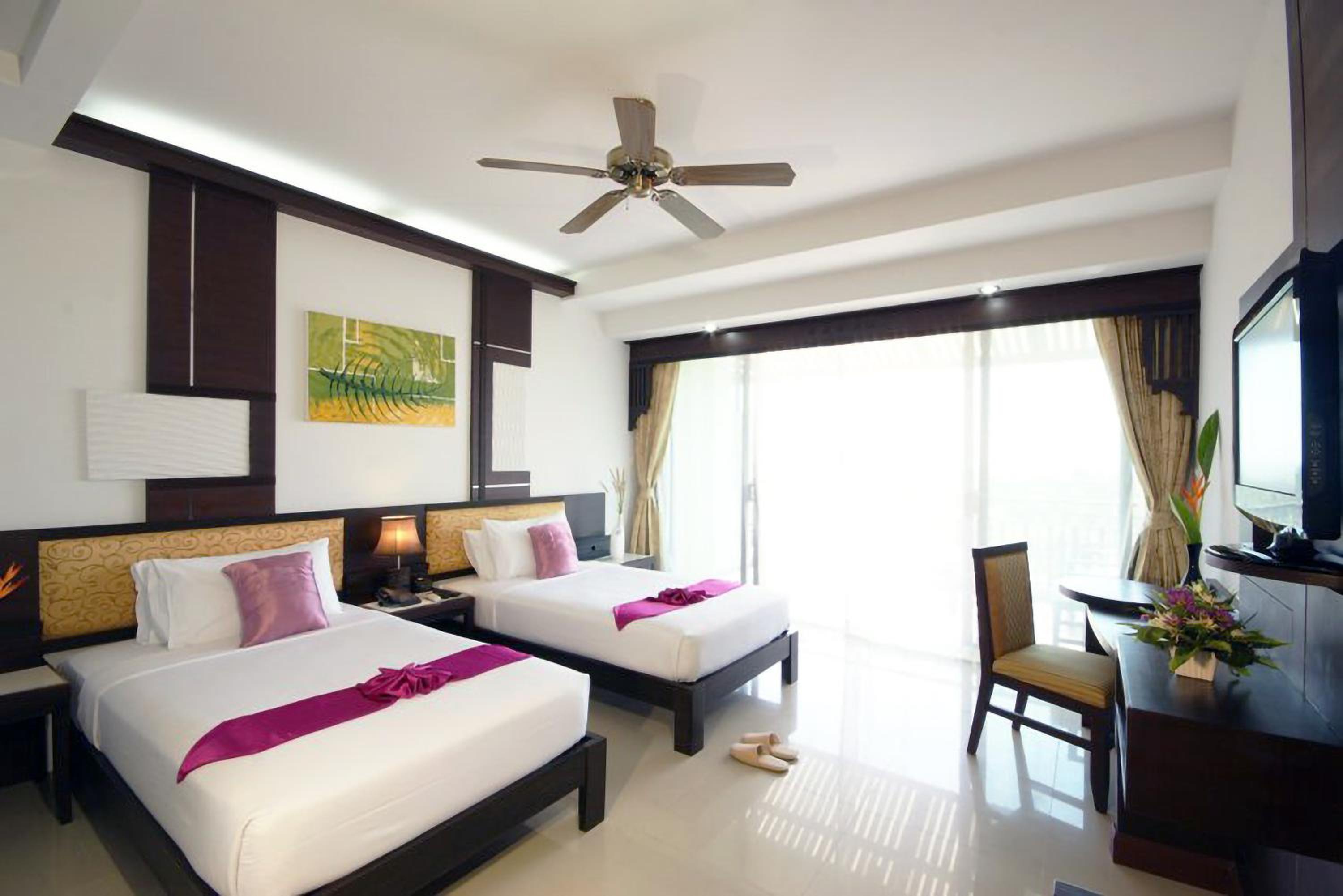 Palm Deluxe Double or Twin Room