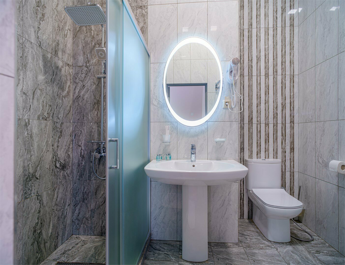 Люкс с балконом