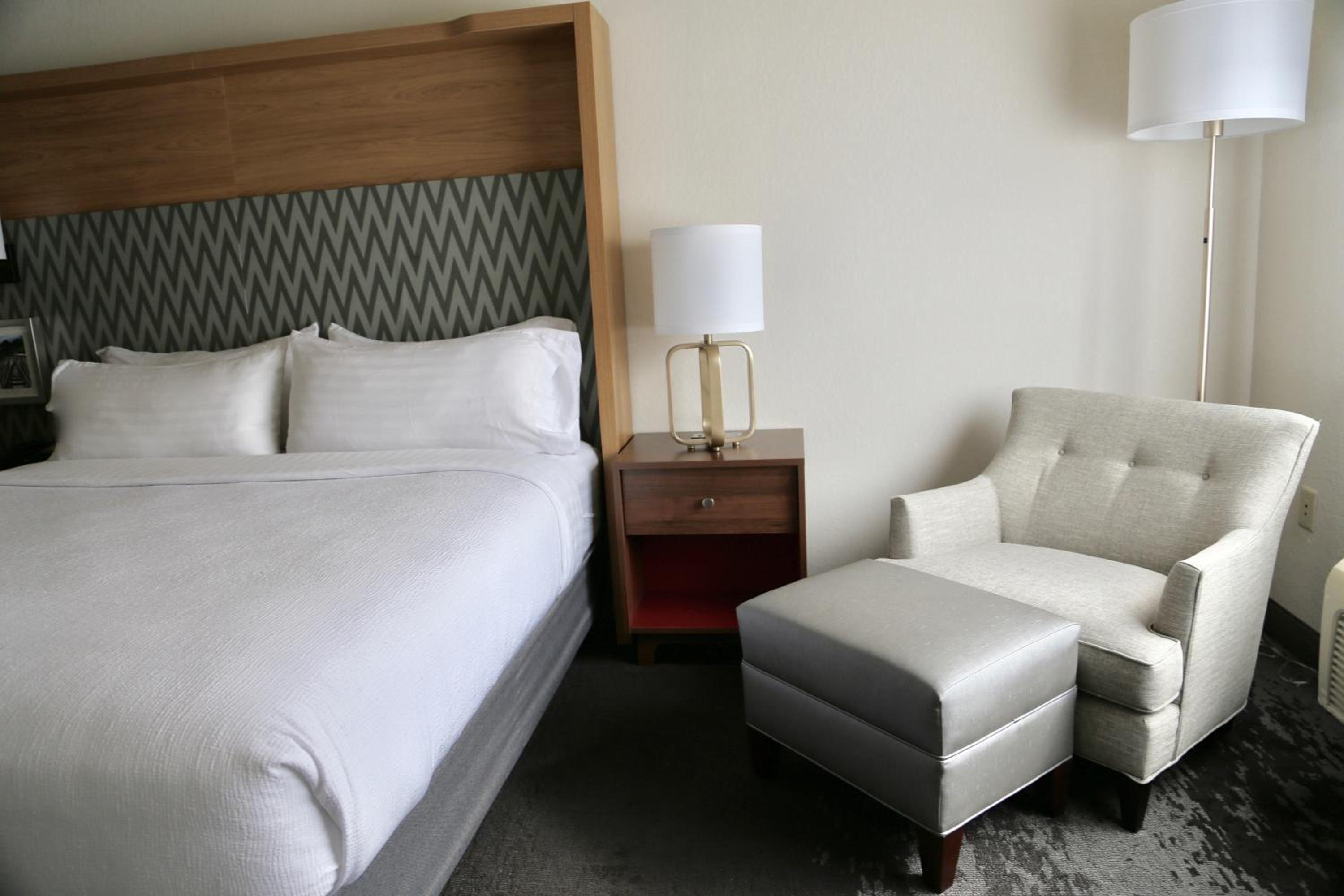 Standard Queen Room with Two Queen Beds