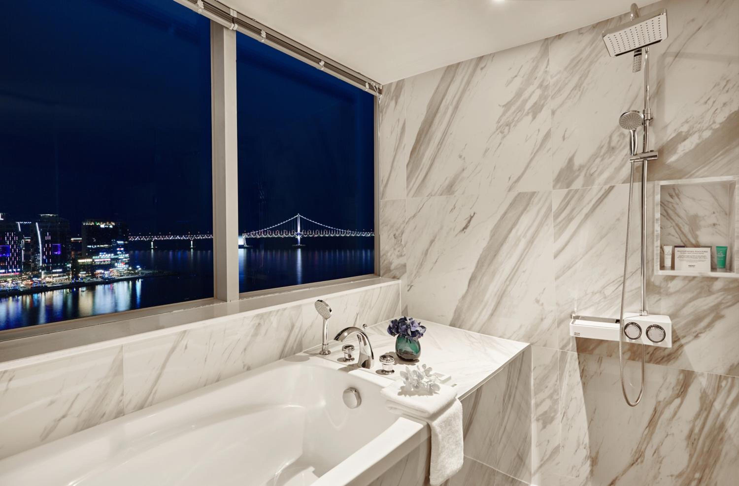 King Suite With Ocean View