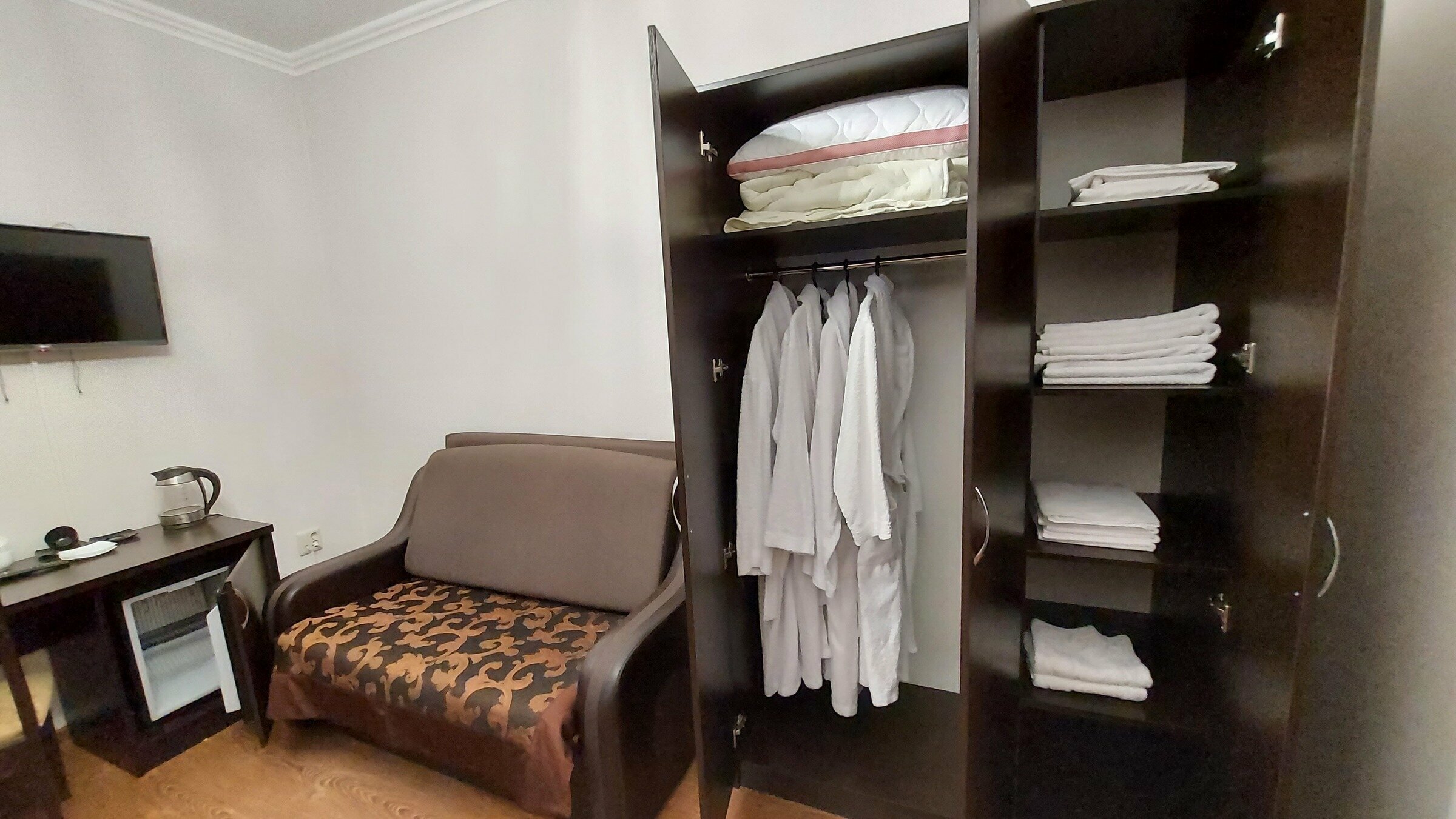 пятиместный двухкомнатный номер стандарт