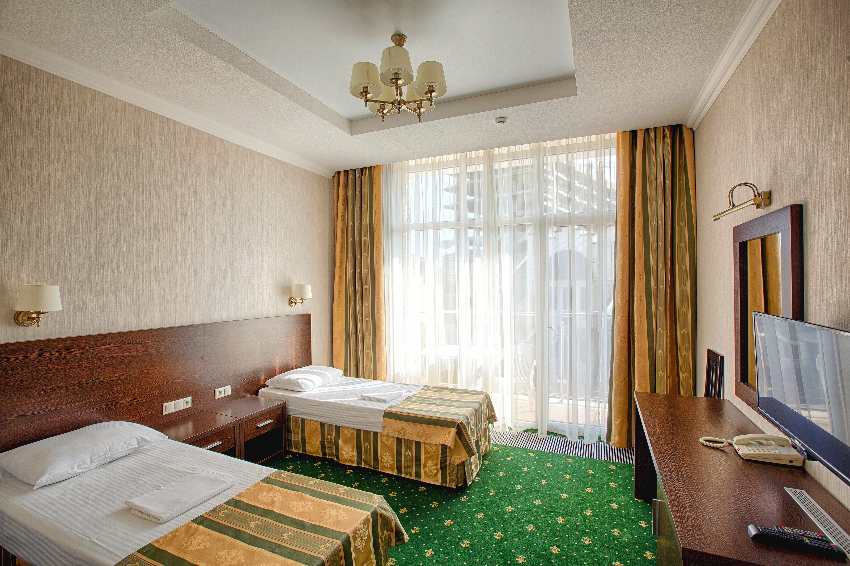 Двухместный номер с 1 кроватью или 2 отдельными кроватями и балконом