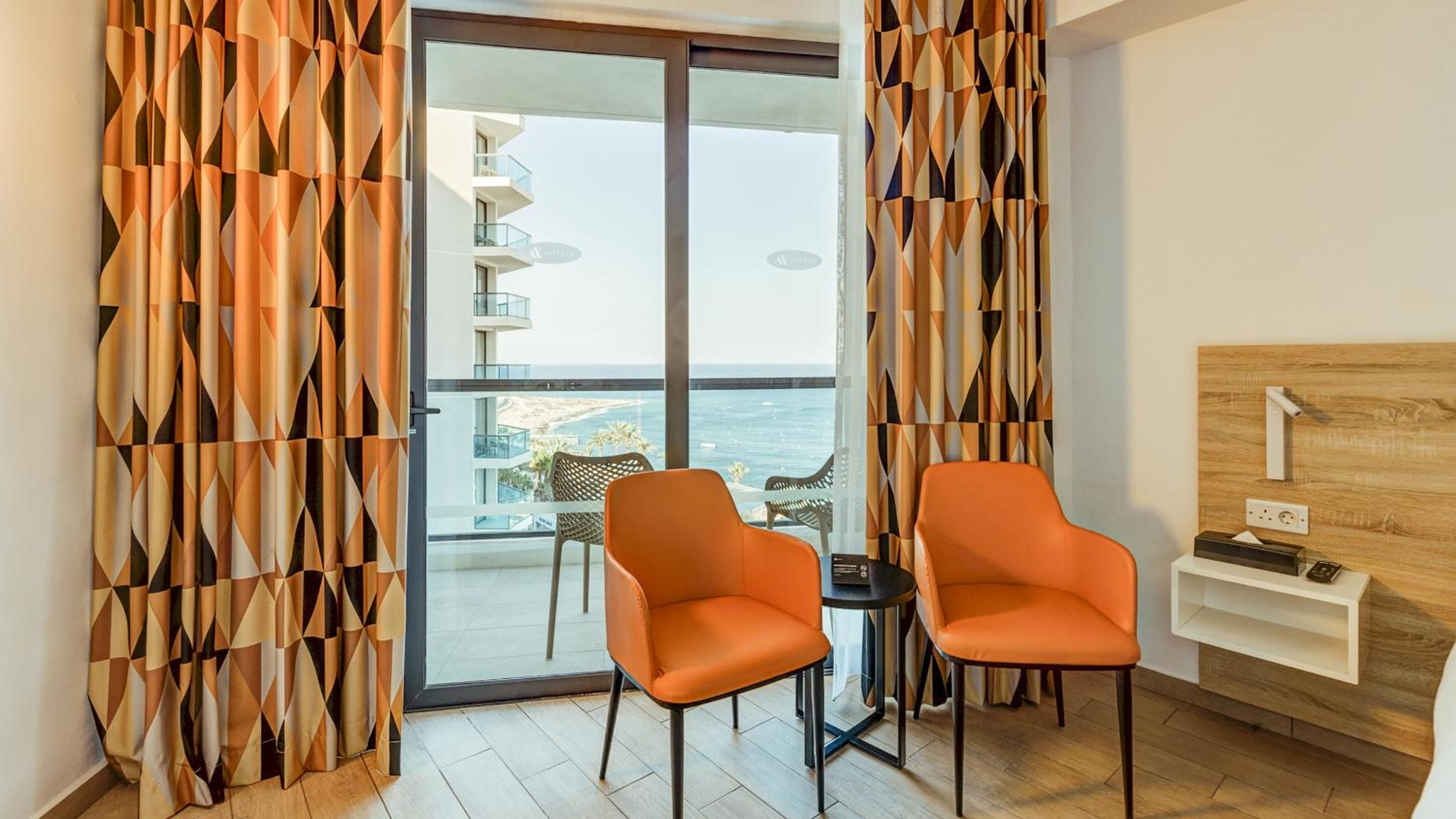 Comfort Double or Twin Room with Sea View