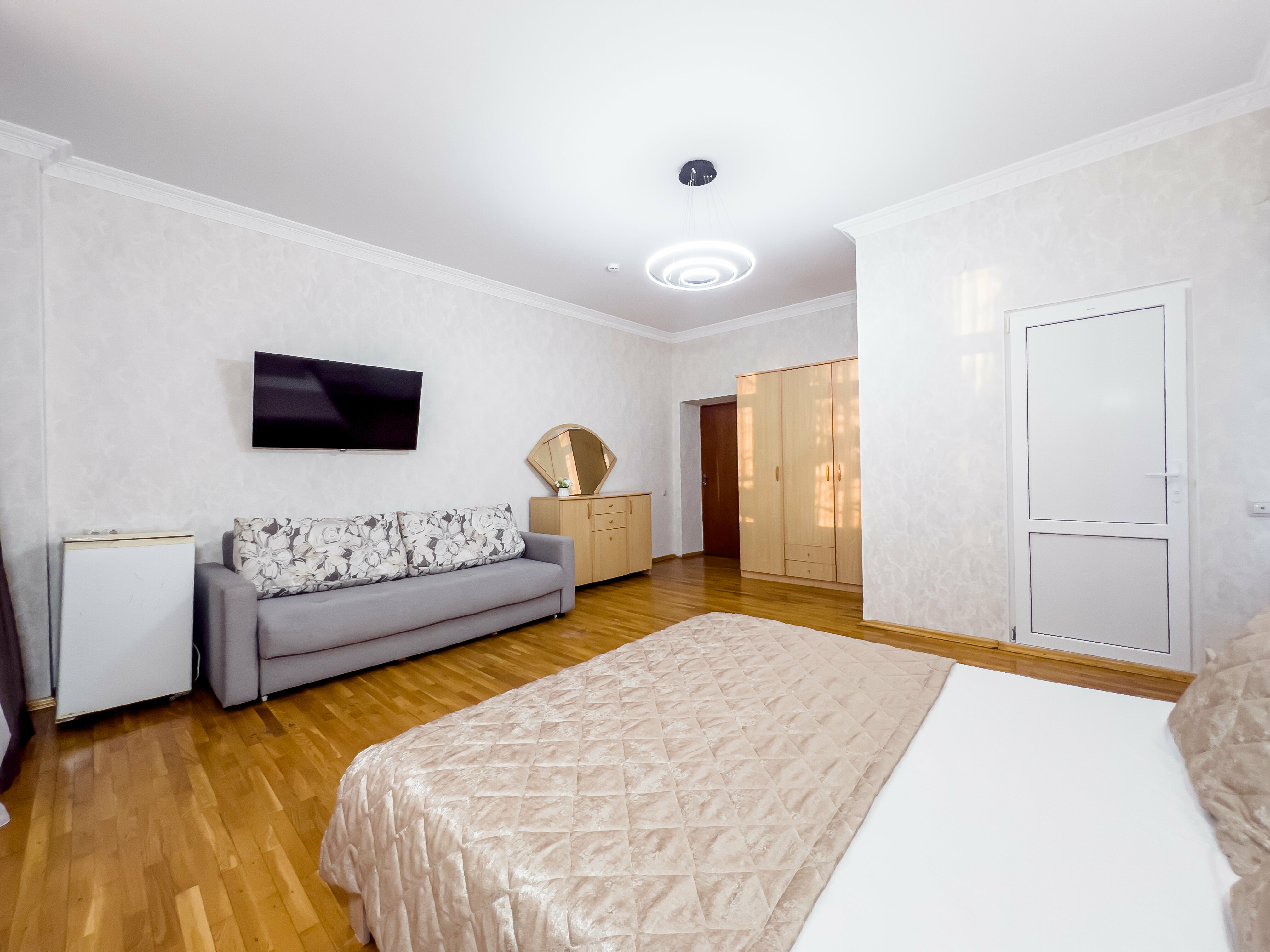 Семейный номер с балконом