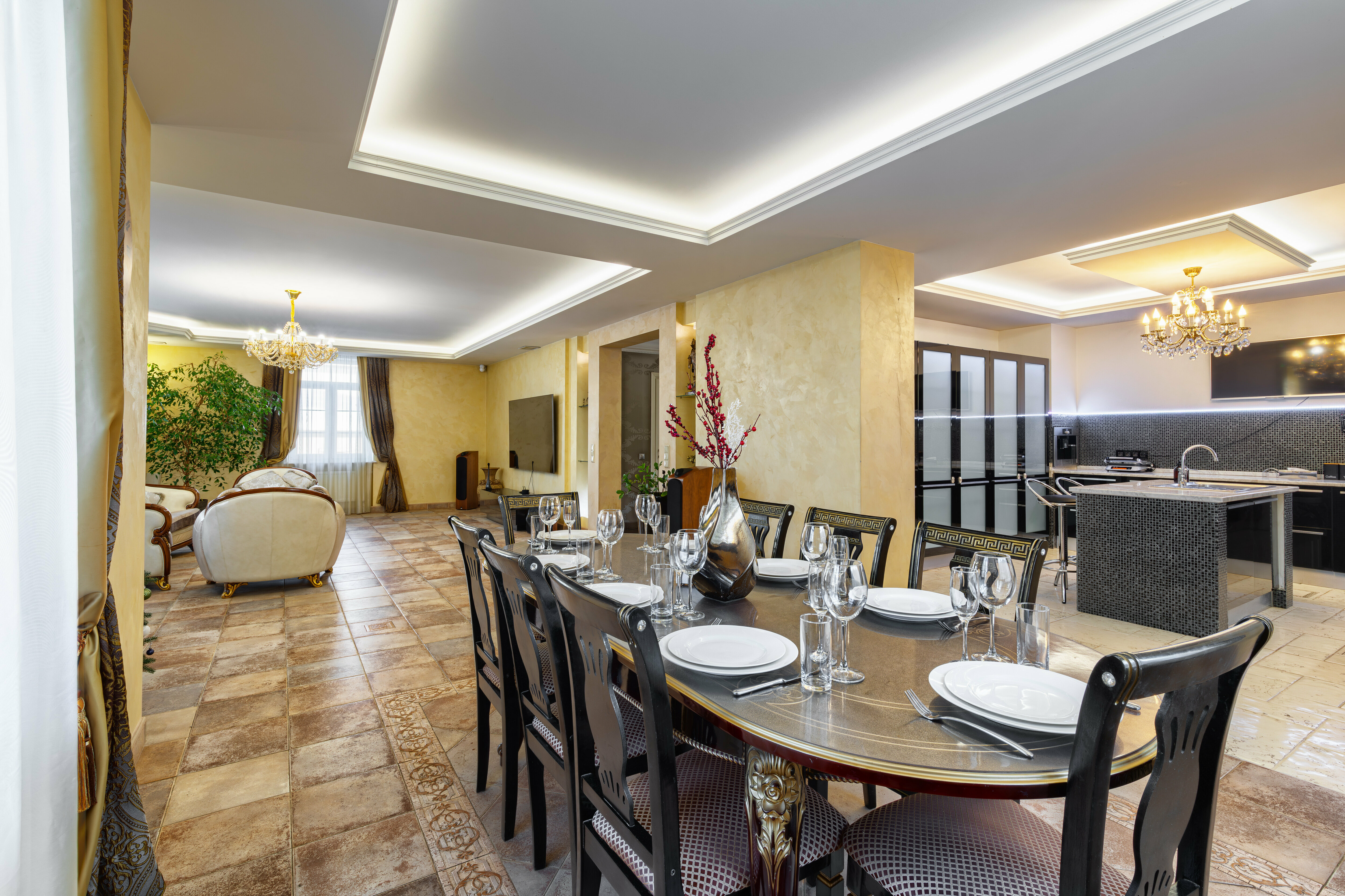 Коттедж Белый берег - с бассейном, сауной и караоке