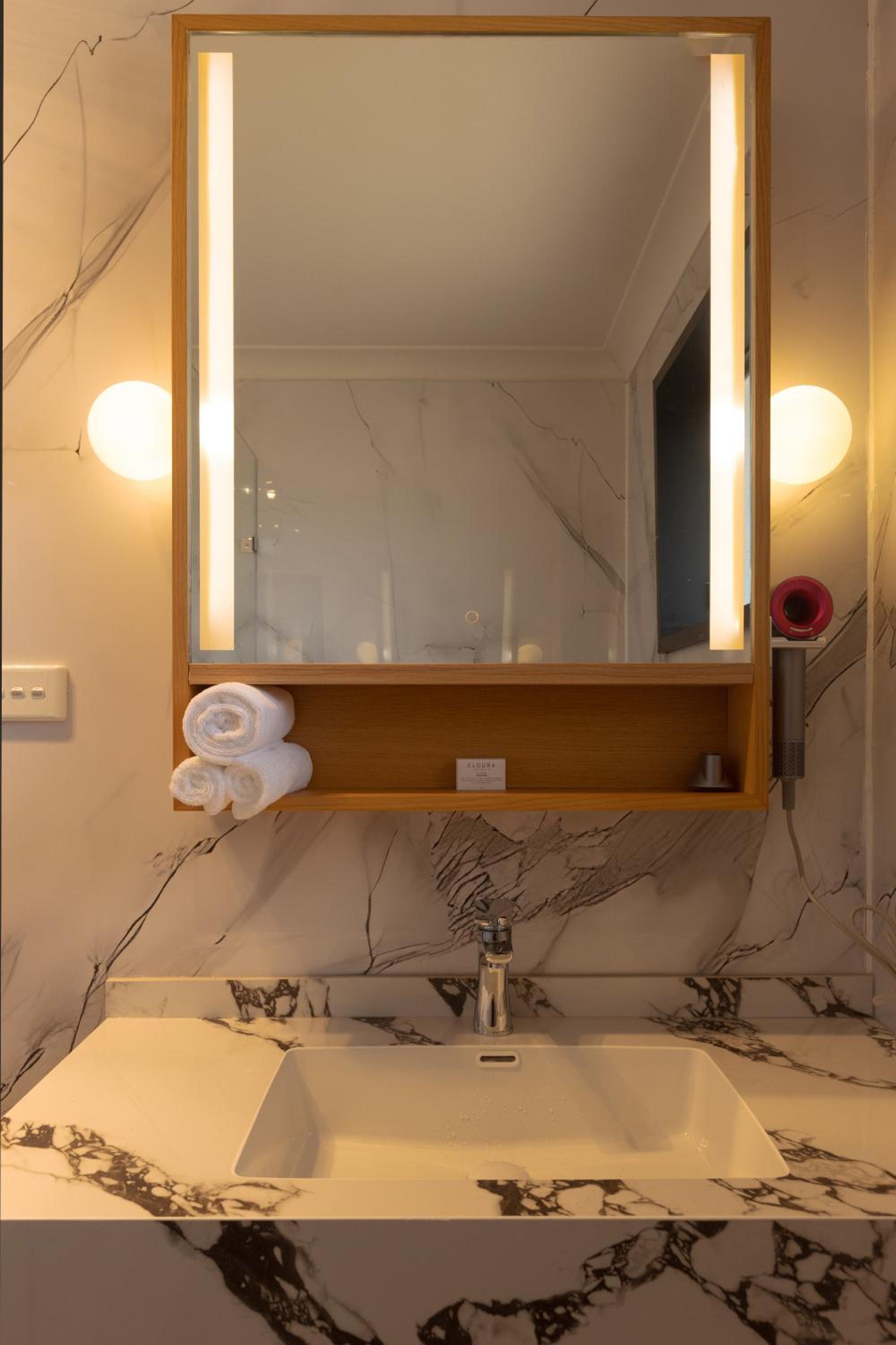 Queen Room - Disability Access