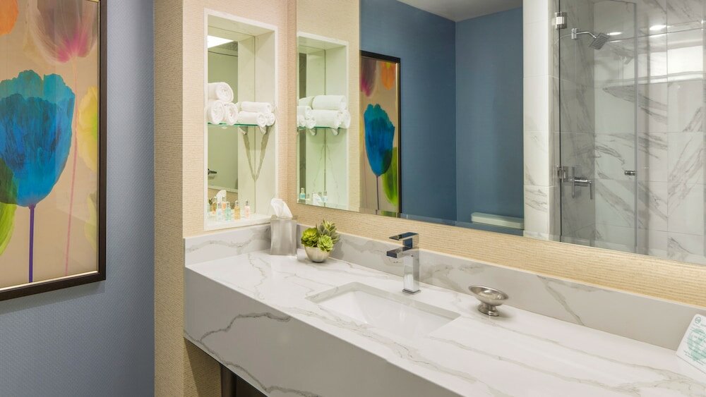 Sierra King Room