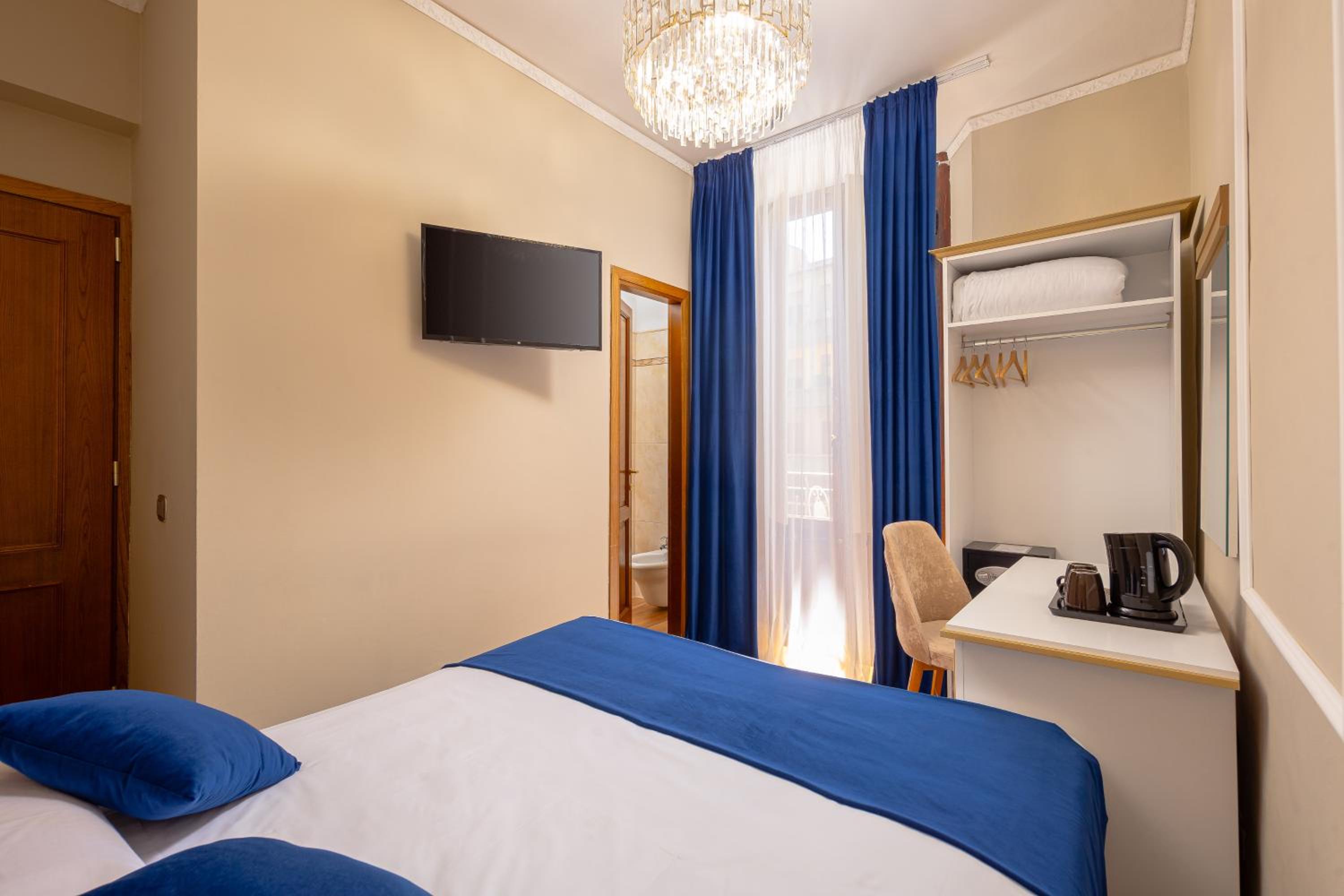 Economy Double Room