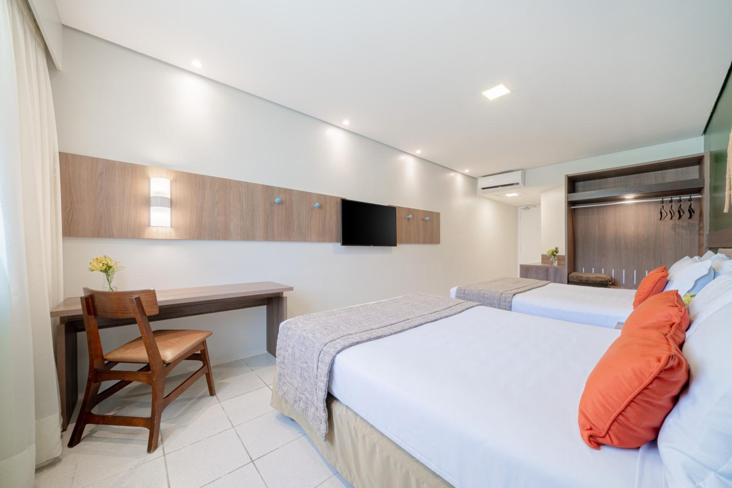 Quadruple Junior Suite