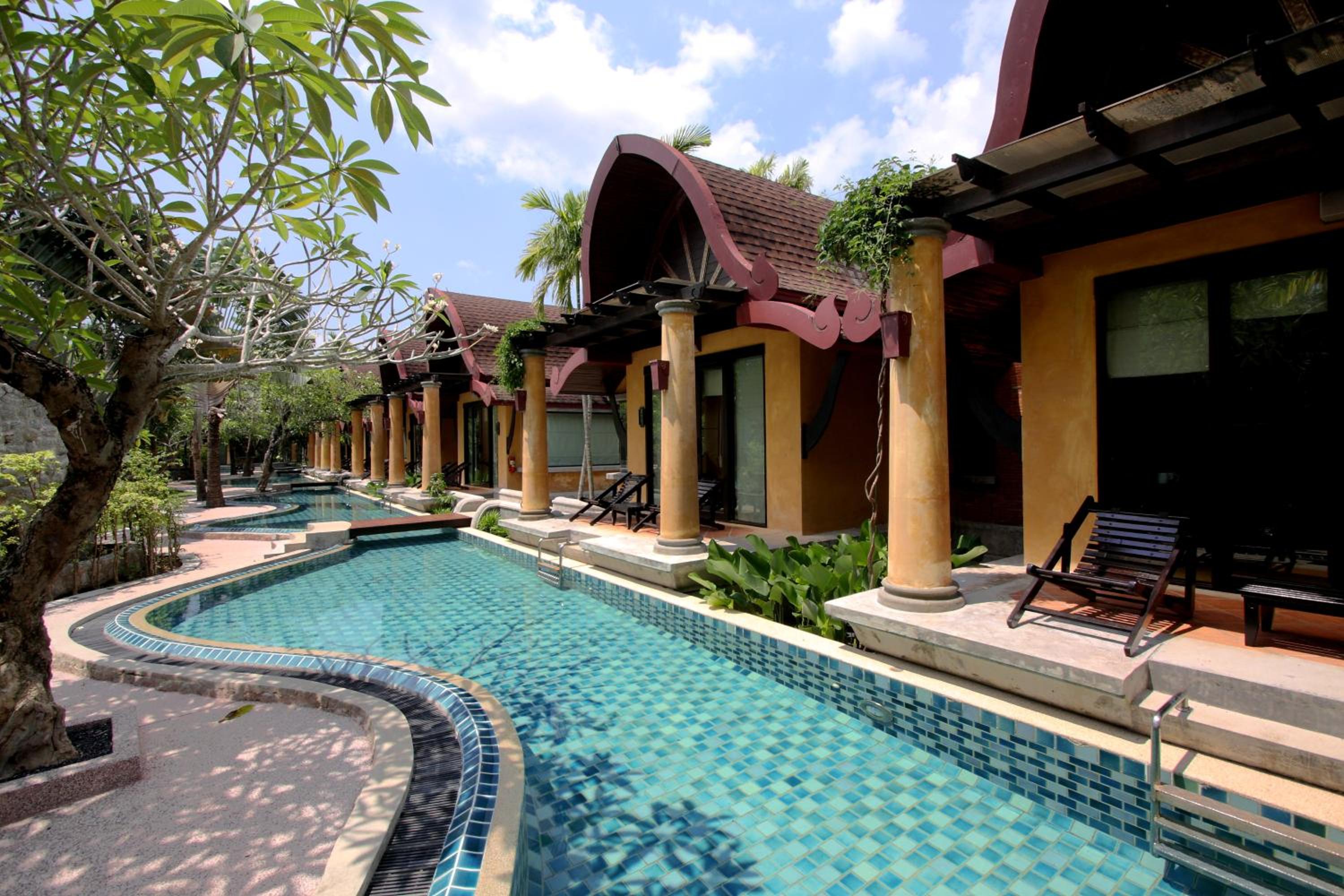 Villa with Pool Access