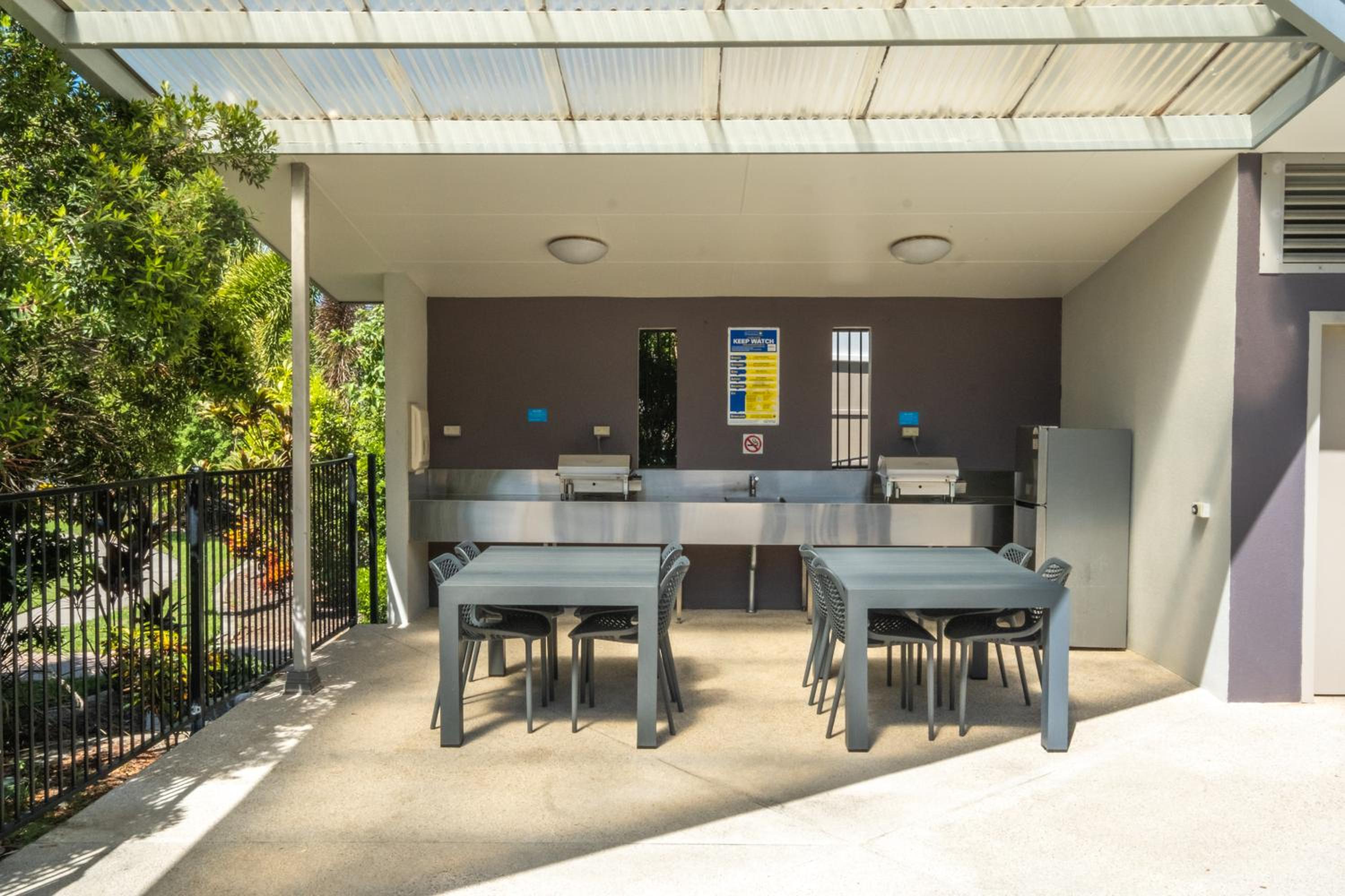 2 Bedroom Pool Access