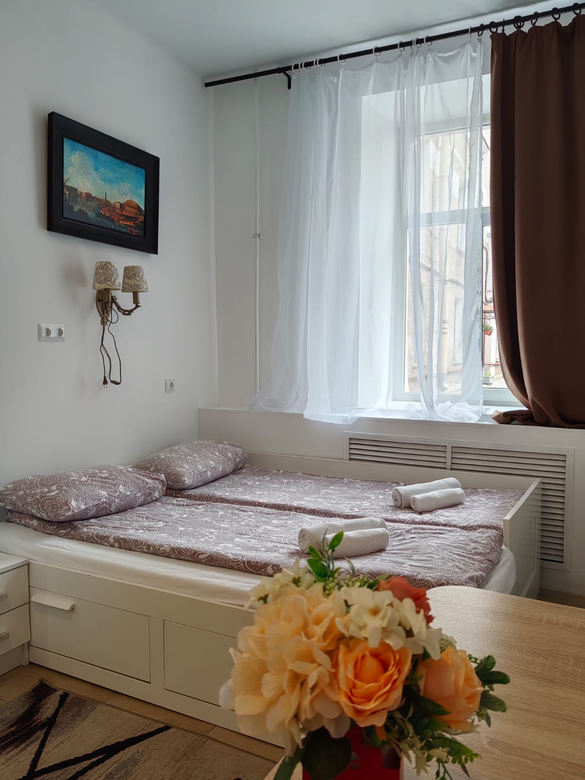 Апартаменты Студия "Ваш Питер". Бесконтактное размещение с возможностью хранения багажа.. До метро 350 метров